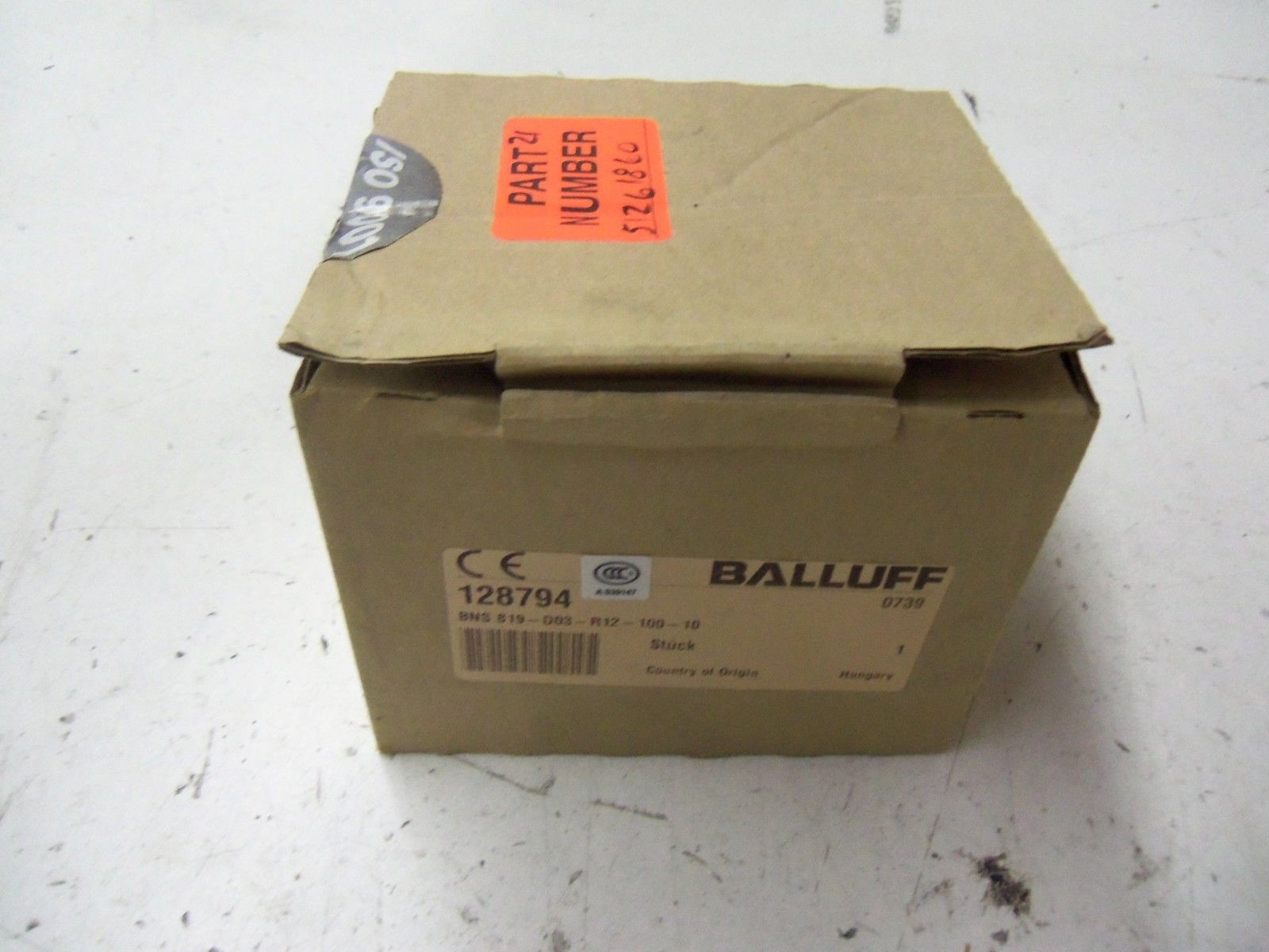 BALLUFF BNS-819-D03-R12-100-10 *NEW IN BOX*