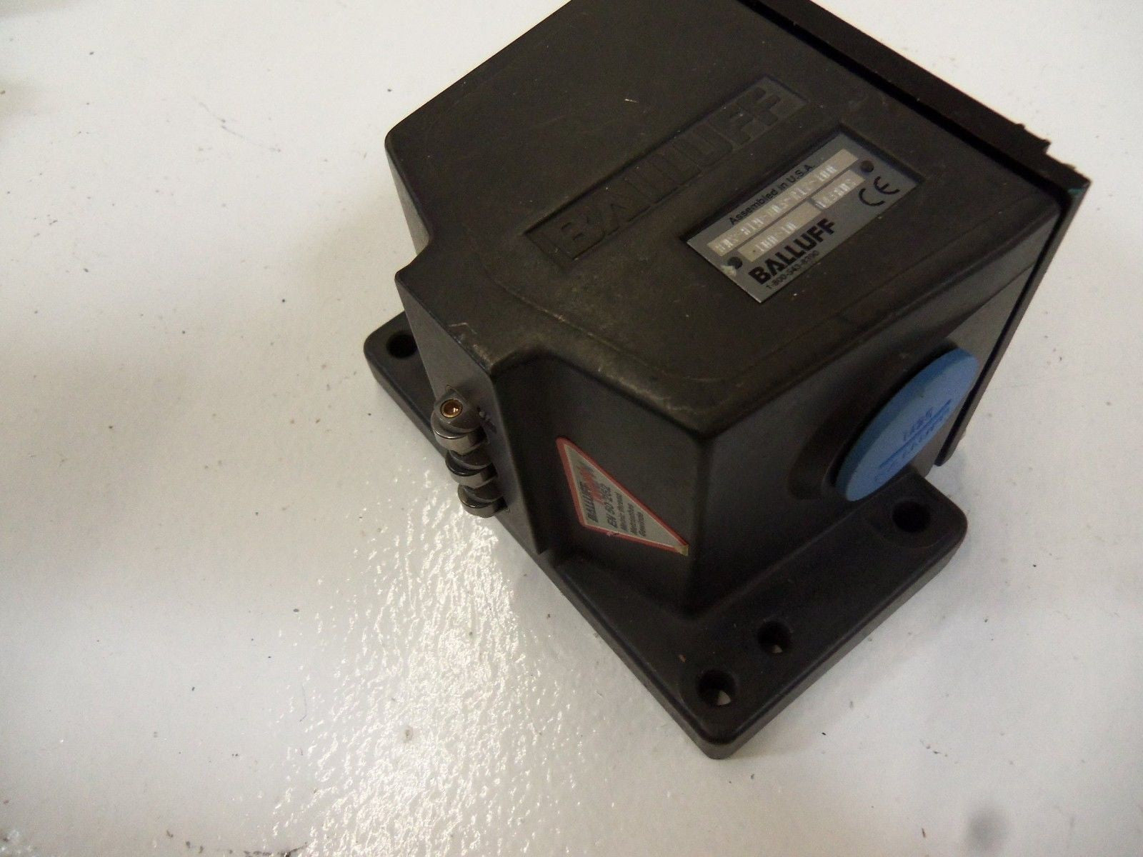 BALLUFF BNS-819-D03-R12-100-100-10 *USED*