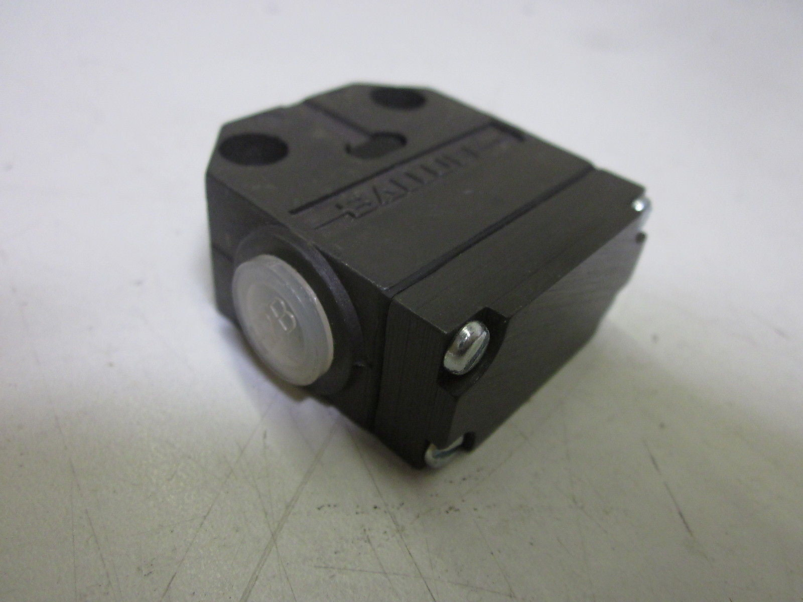 BALLUFF BNS 519-99-K-11- *USED*