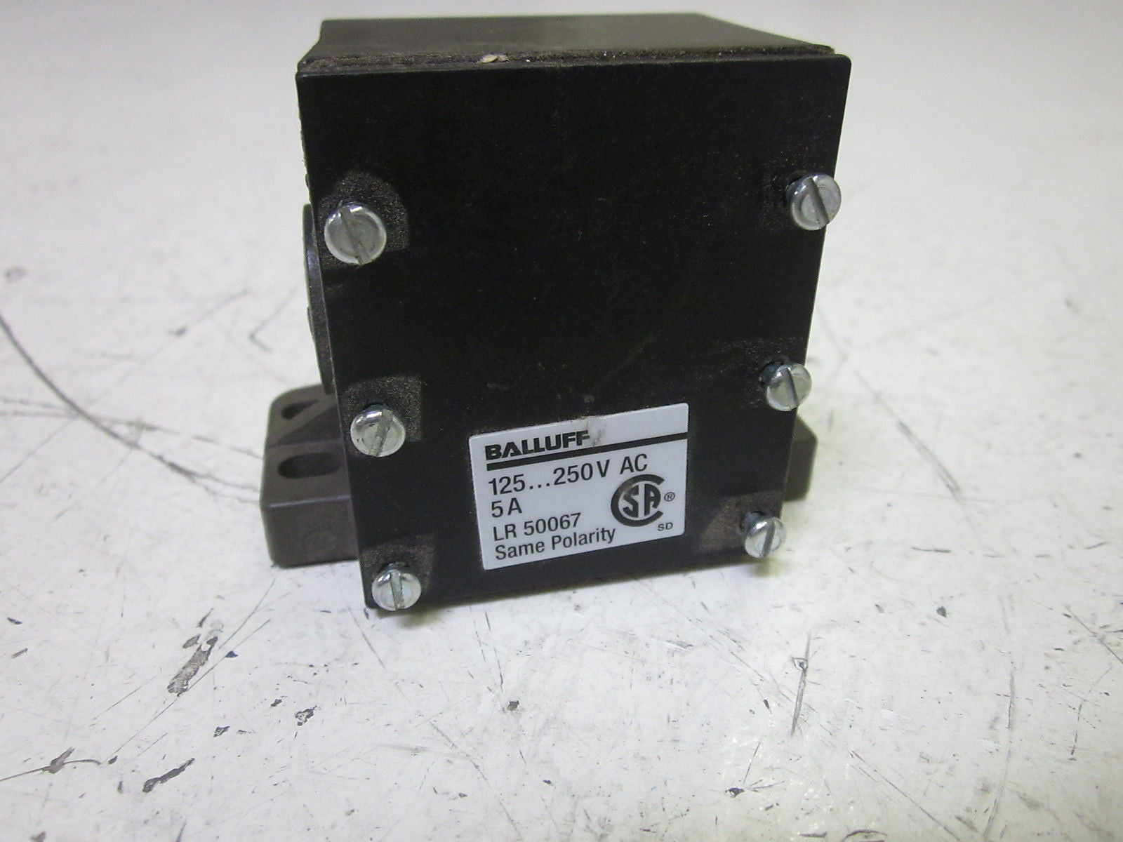 BALLUFF BNS 519-B03-D08-46-11 SWITCH 125/250VAC *NEW NO BOX*