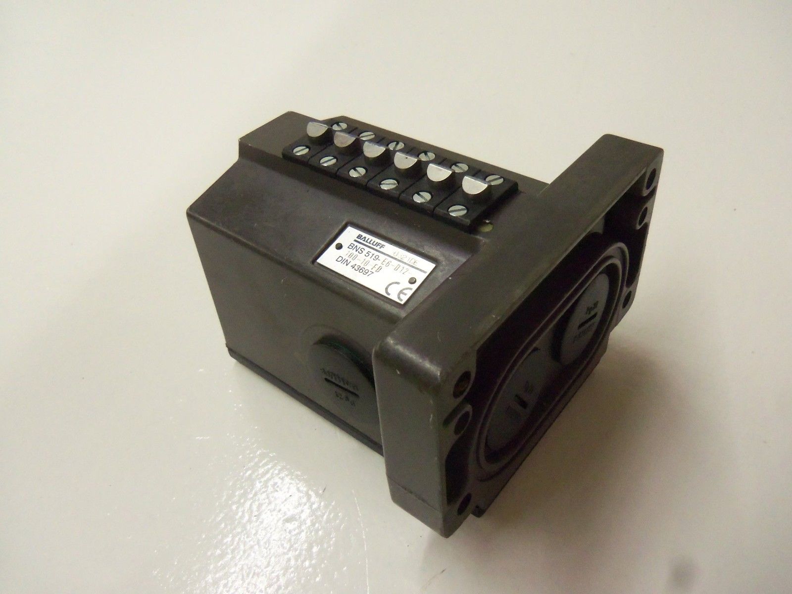 BALLUFF BNS 519-E6-D12-100-10-FD *USED*
