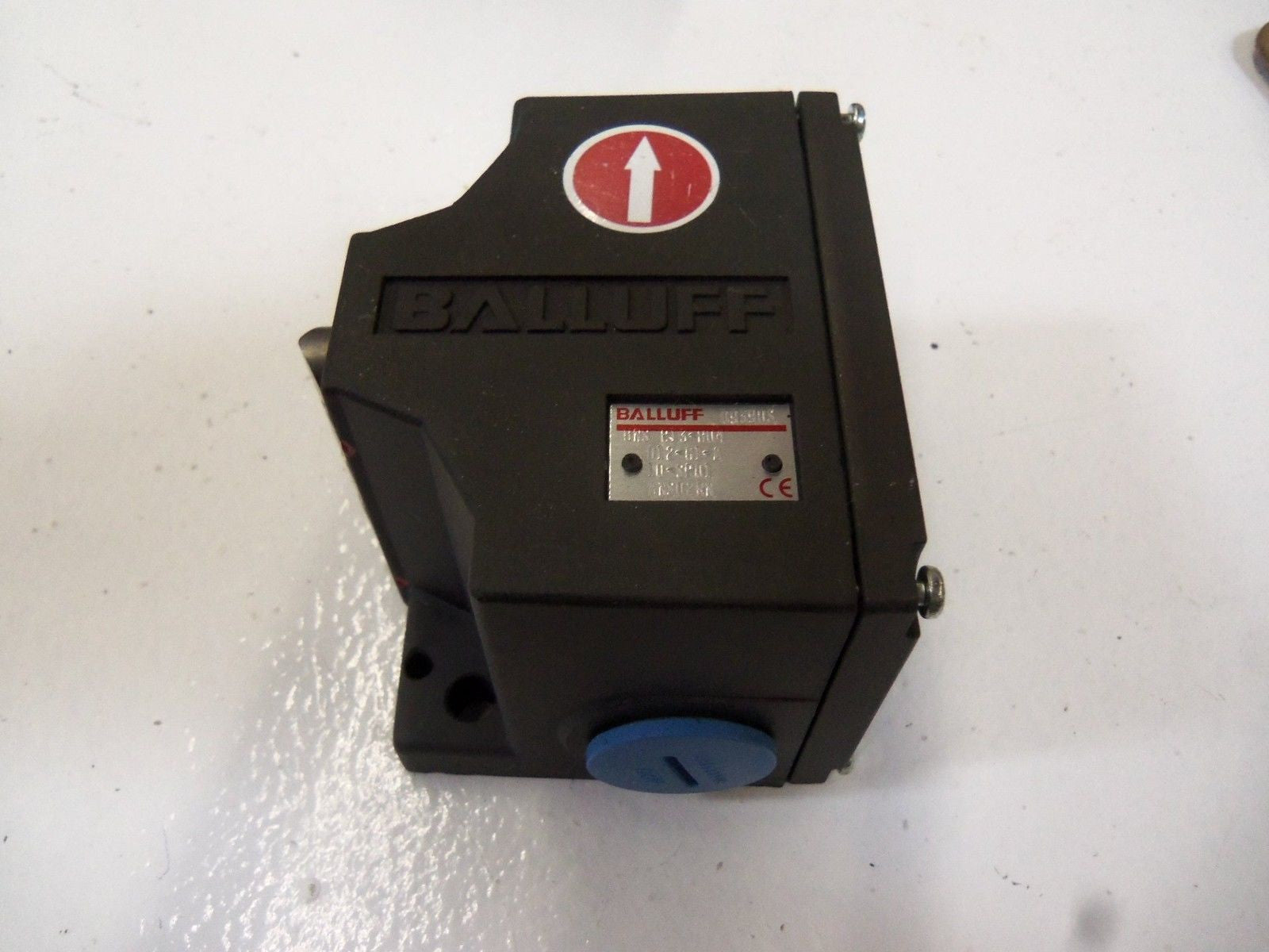 BALLUFF BNS 813-B04-D12-61-A-10-SP01 *NEW NO BOX*
