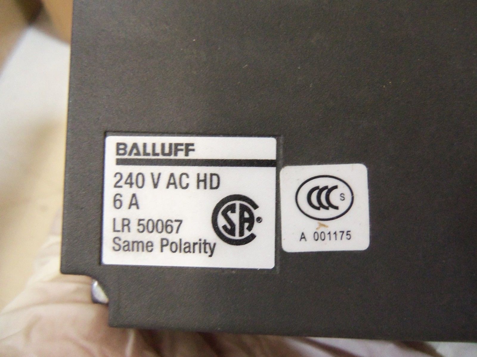 BALLUFF BNS 813-B06-R12-61-A-22-06 *NEW IN BOX*