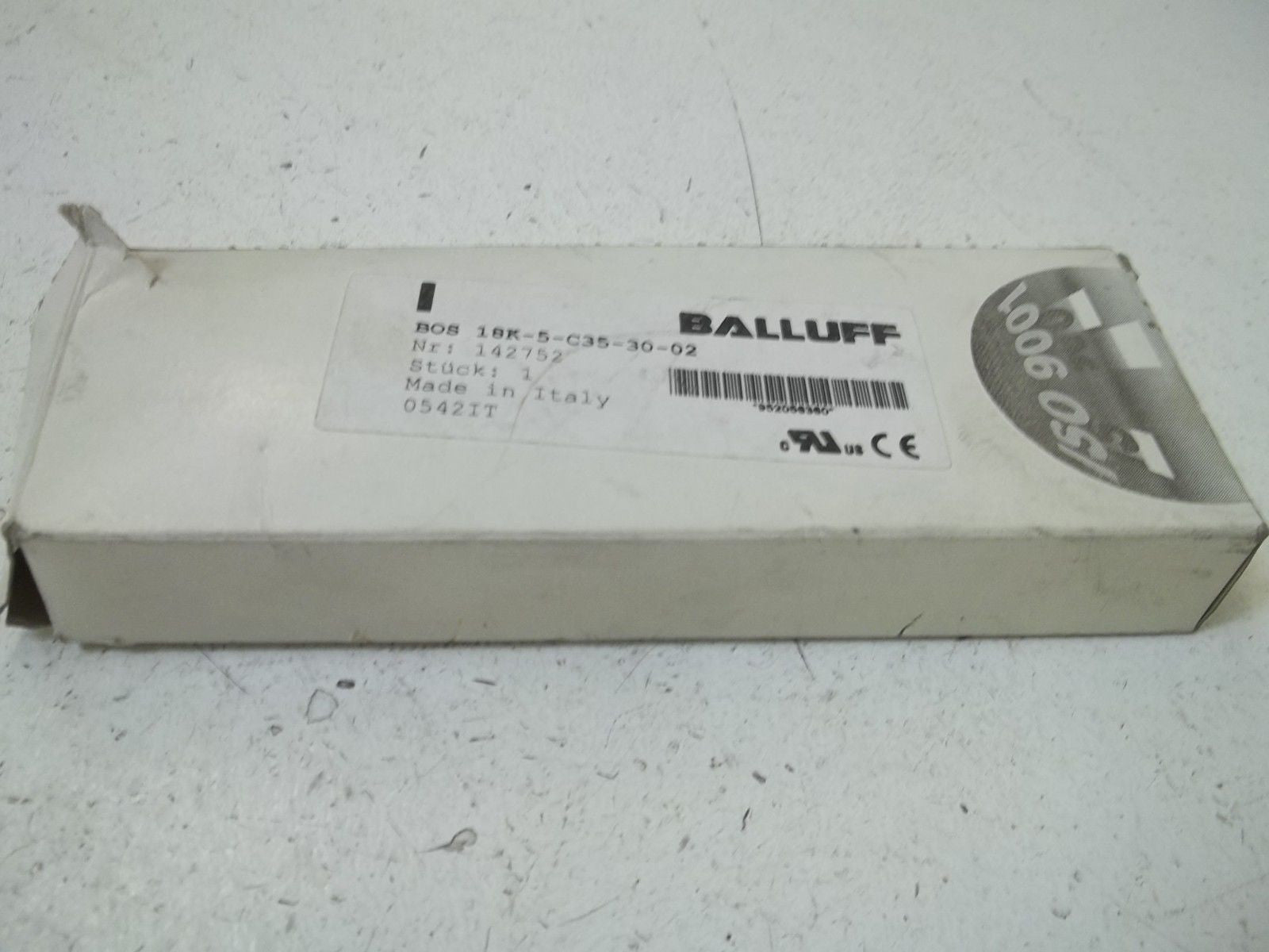 BALLUFF BOS18K-5-C35-30-02 PHOTOELECTRIC SENSOR *USED*