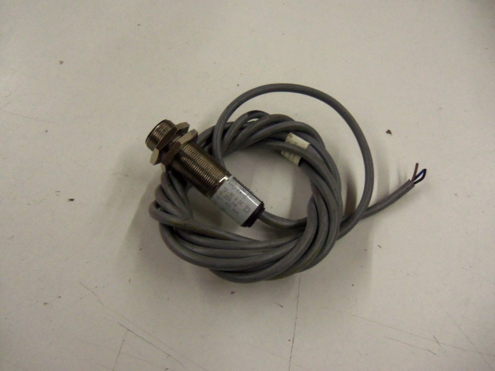 BALLUFF BOS 18M-PS-1PD-E4-C *USED*