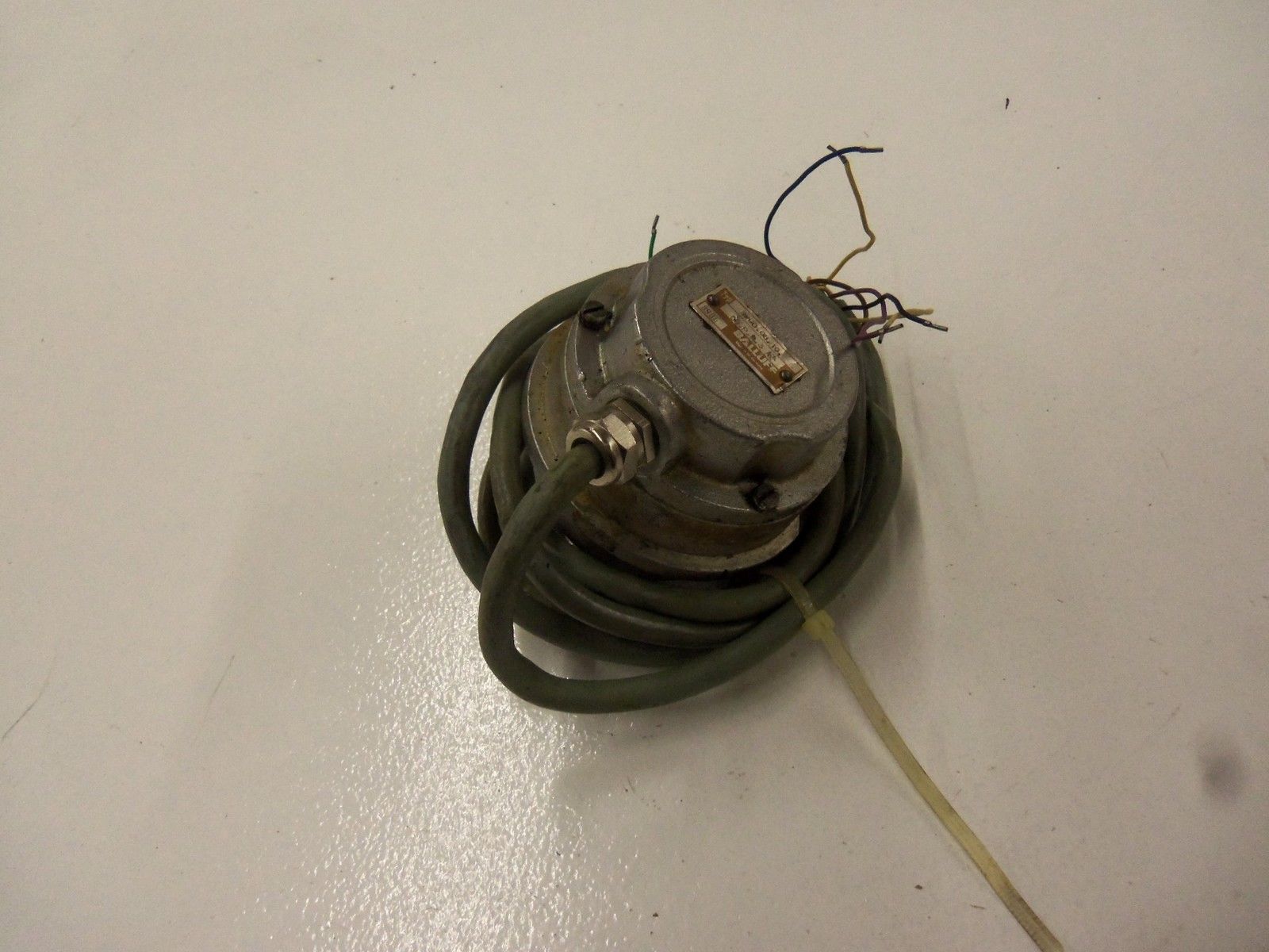 BALLUFF BWG0.08.10.00.P.P.3 *USED*