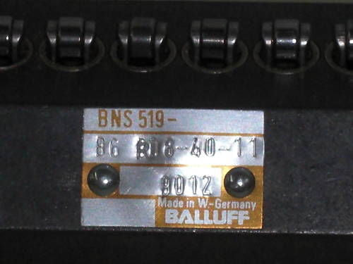 BALLUFF  PROXIMITY SWITCH  BNS 519-B6-R08-40-11 *NEW NO BOX*