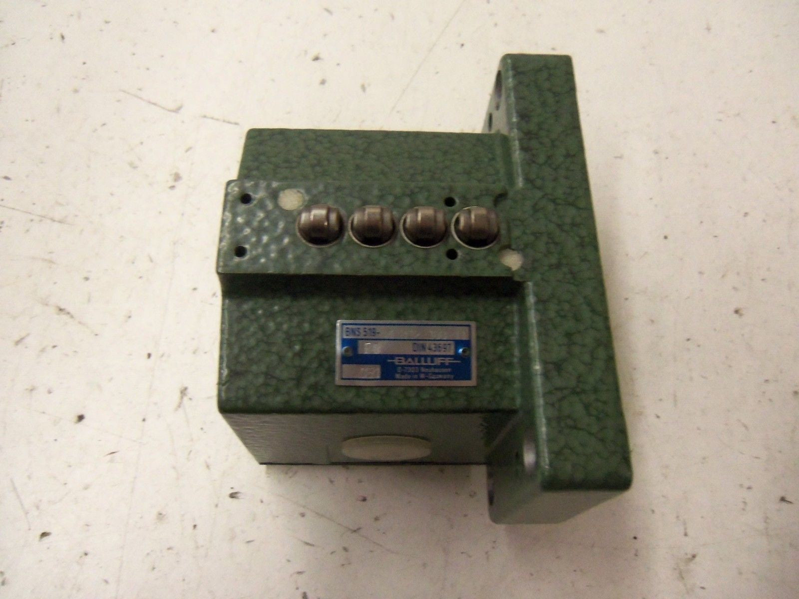 BALUFF BNS 519-D04-R12-100-11-FD *NEW NO BOX*