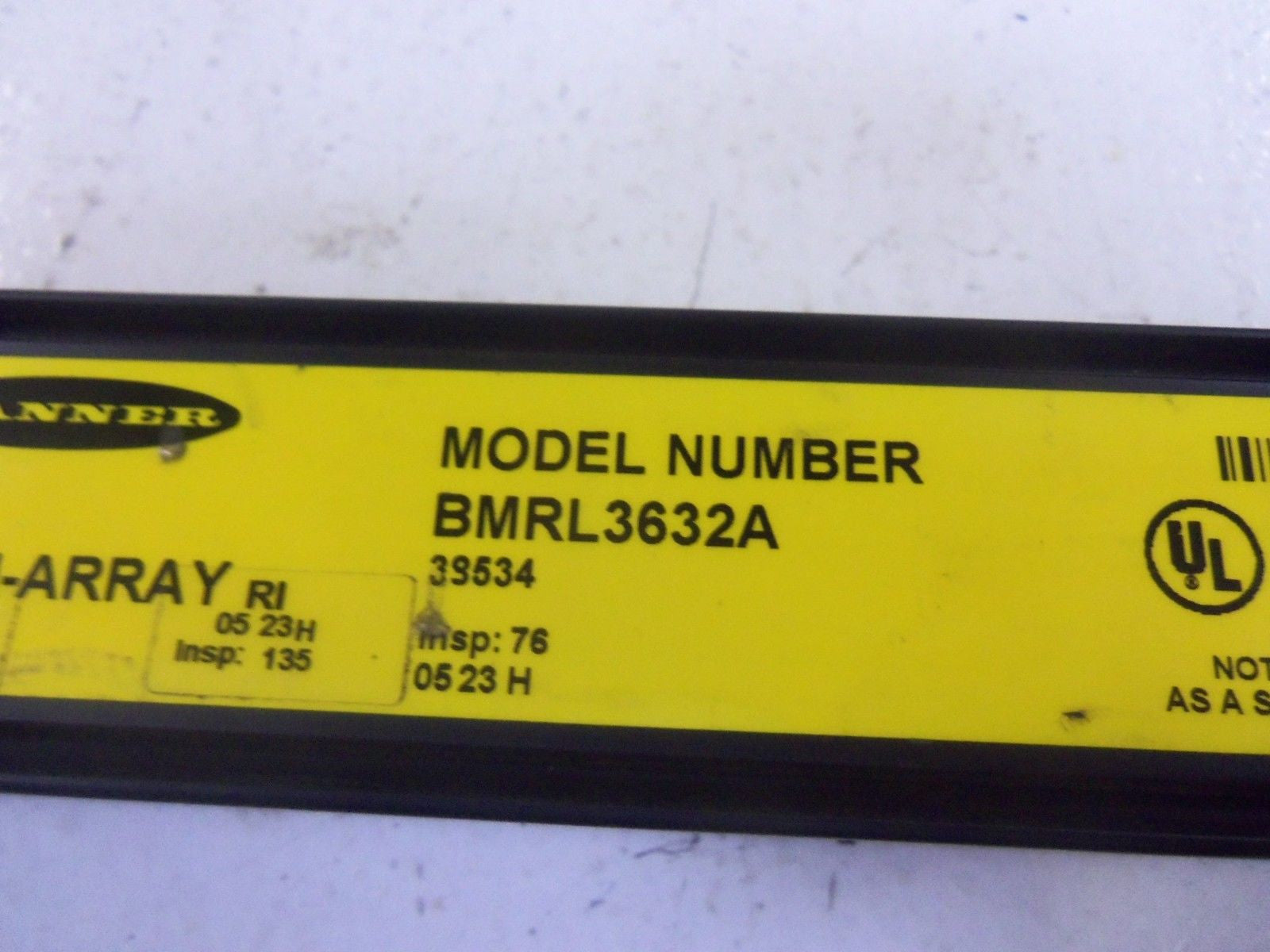 BANNER ENGINEERING BMRL3632A LIGHT CURTAIN EMITTER *USED*