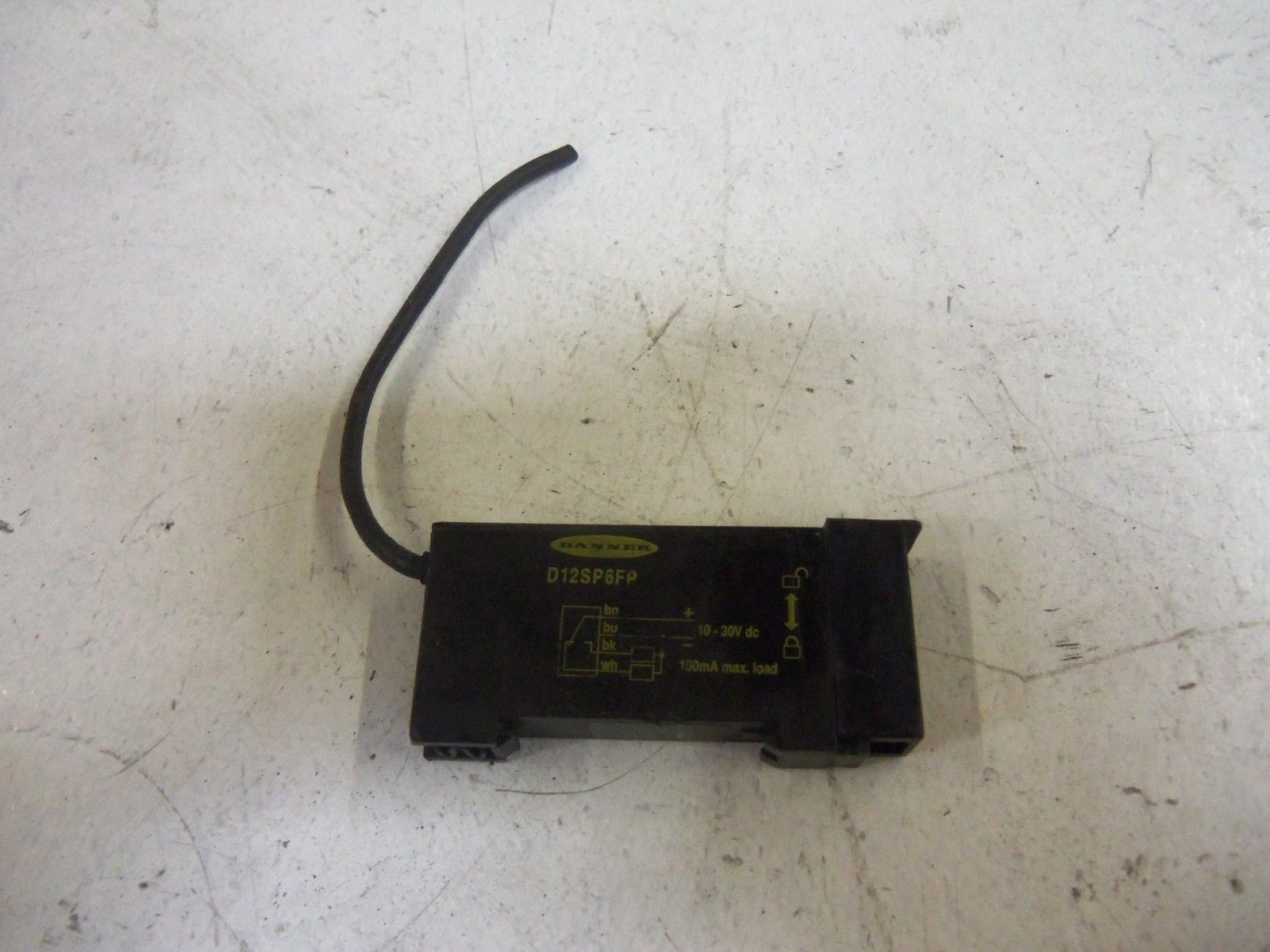 BANNER D12SP6FP PHOTOELECTRIC *USED*