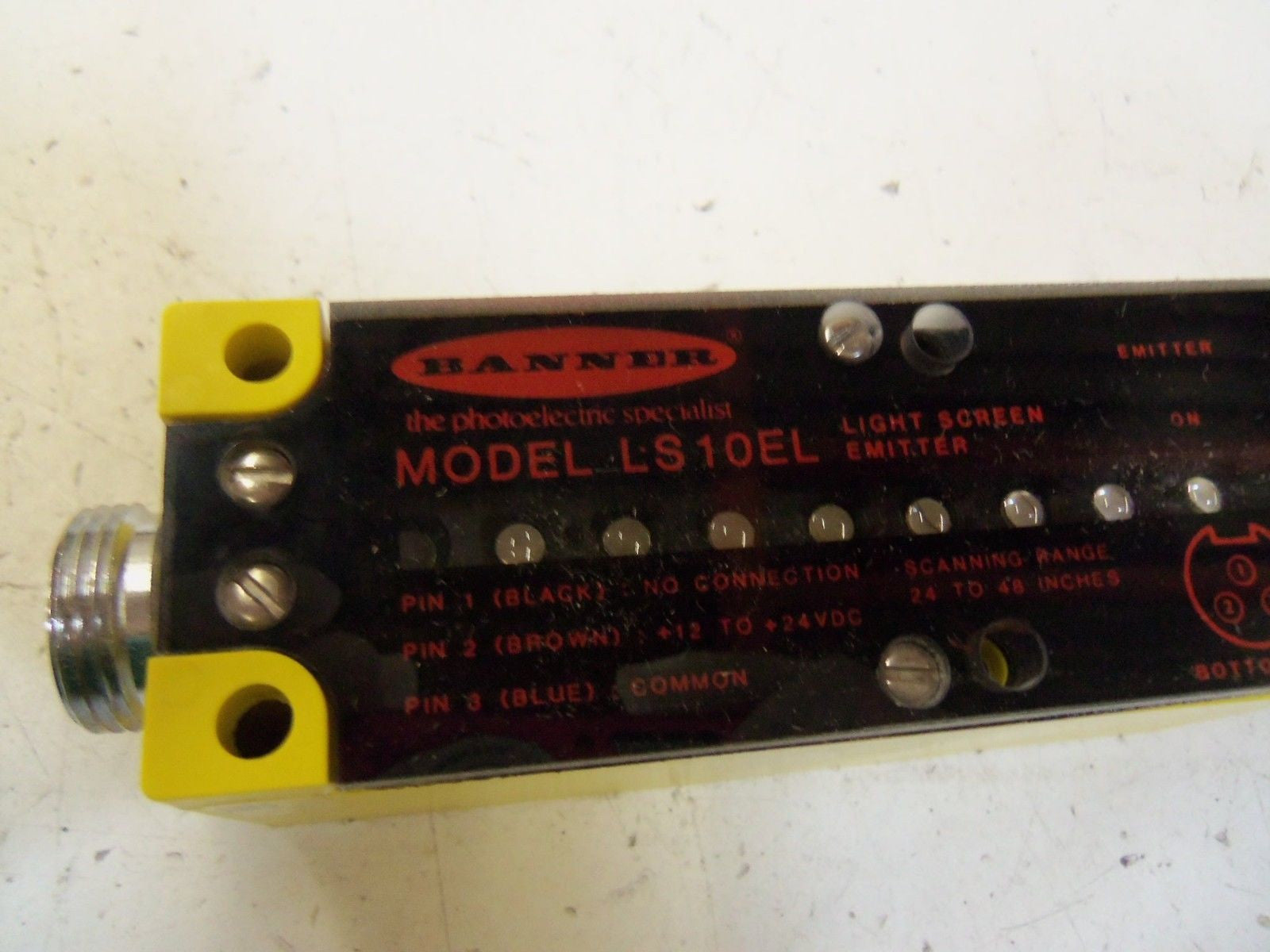 BANNER ENGINEERING LS10EL-25480 EMITTER LIGHT SCREEN *NEW IN BOX*