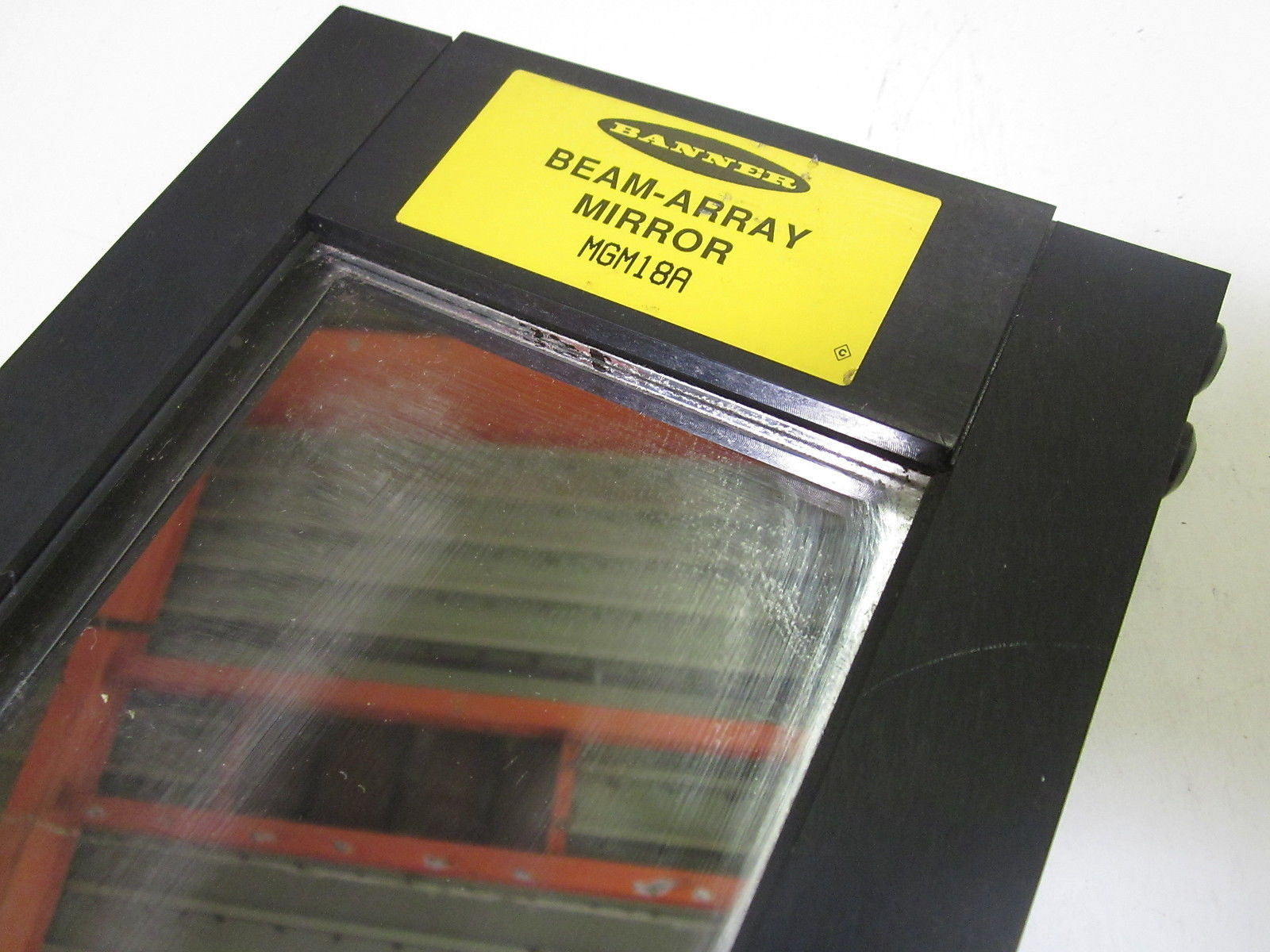 BANNER ENGINEERING MGM18A LIGHT CURTAIN BEAM *NEW NO BOX*