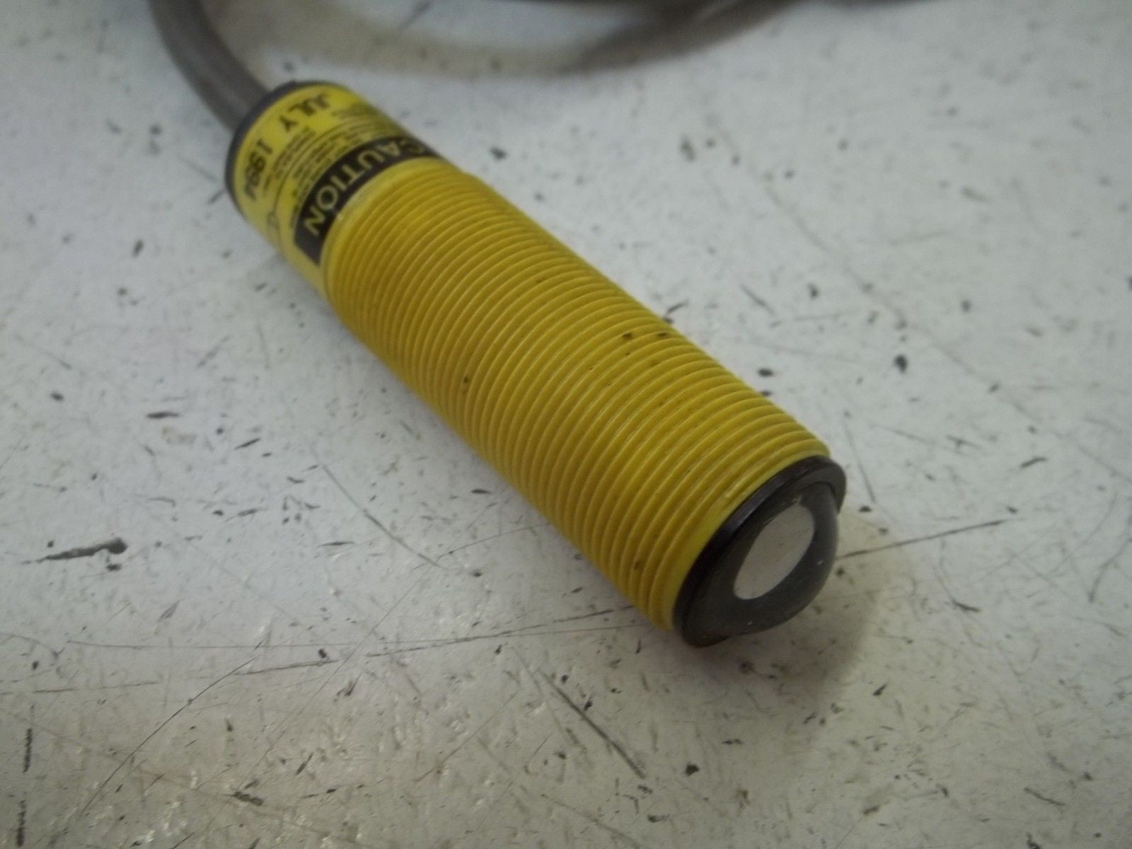 BANNER ENGINEERING S186ELD PROXIMITY SWITCH *USED*