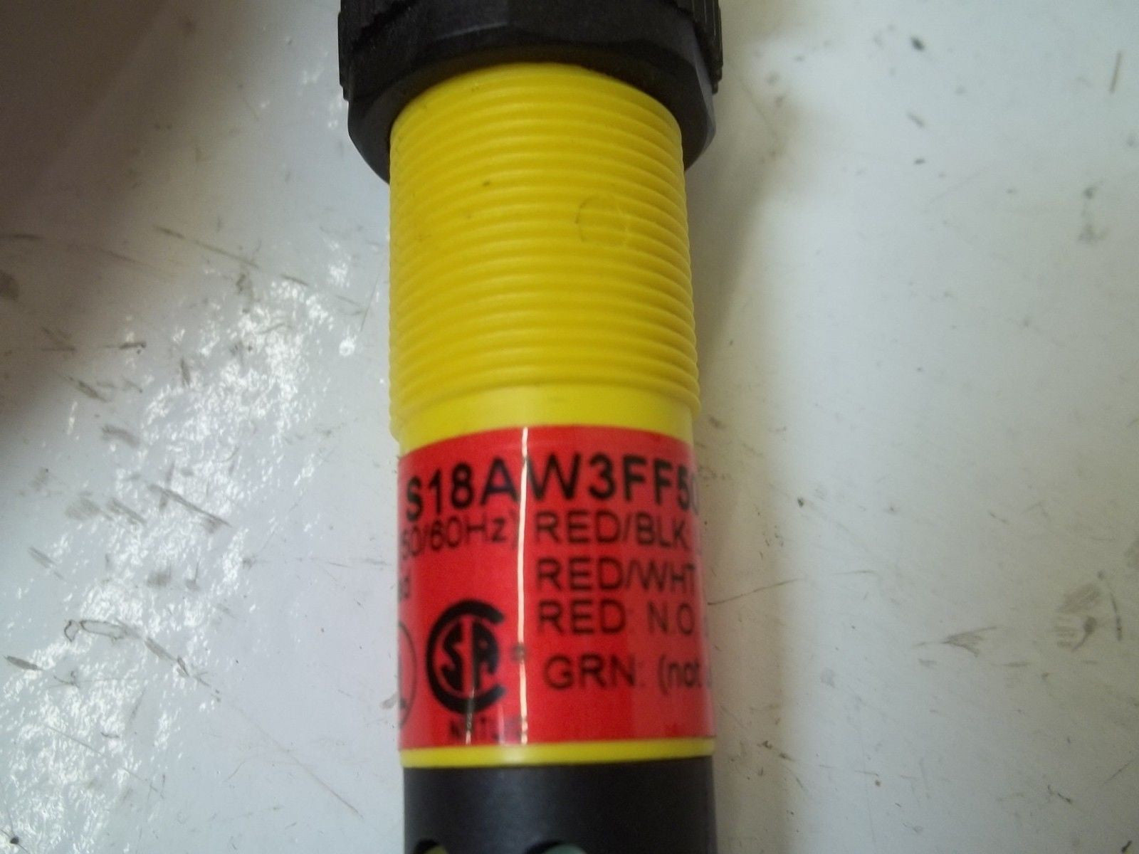 BANNER ENGINEERING S18AW3FF50Q1 *USED*