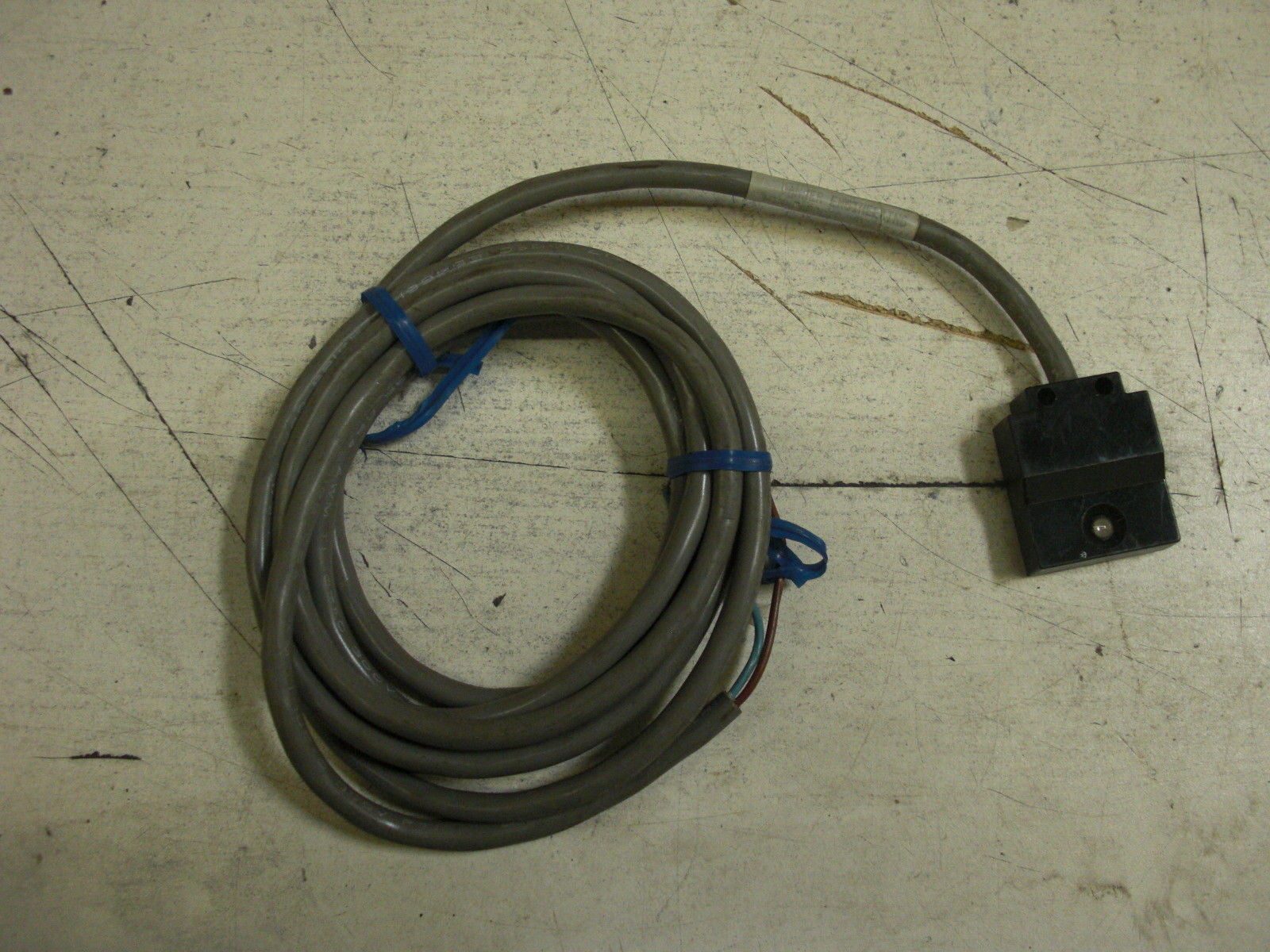 BANNER ENGINEERING SE61E ECONO-BEAM SENSOR *USED*