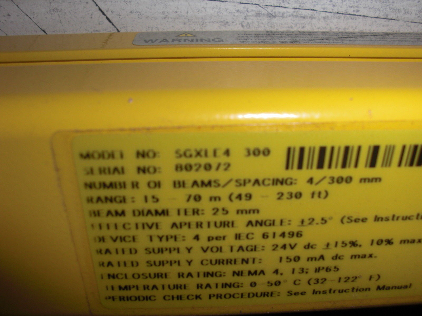 BANNER ENGINEERING SGXLE4-300 *USED*