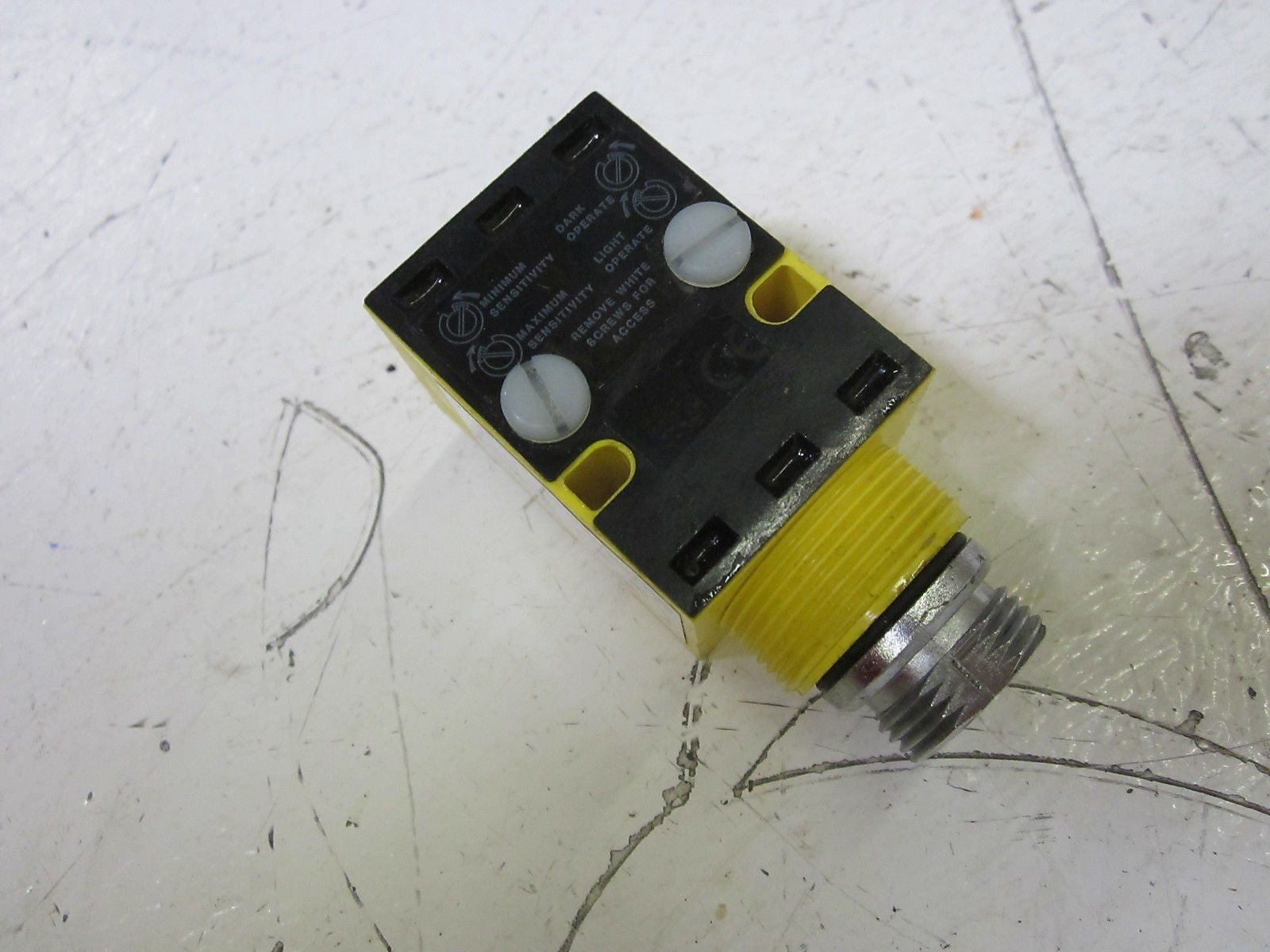 BANNER ENGINEERING VALU-BEAM SM2A912FQD PHOTOELECTRIC SENSOR *USED*
