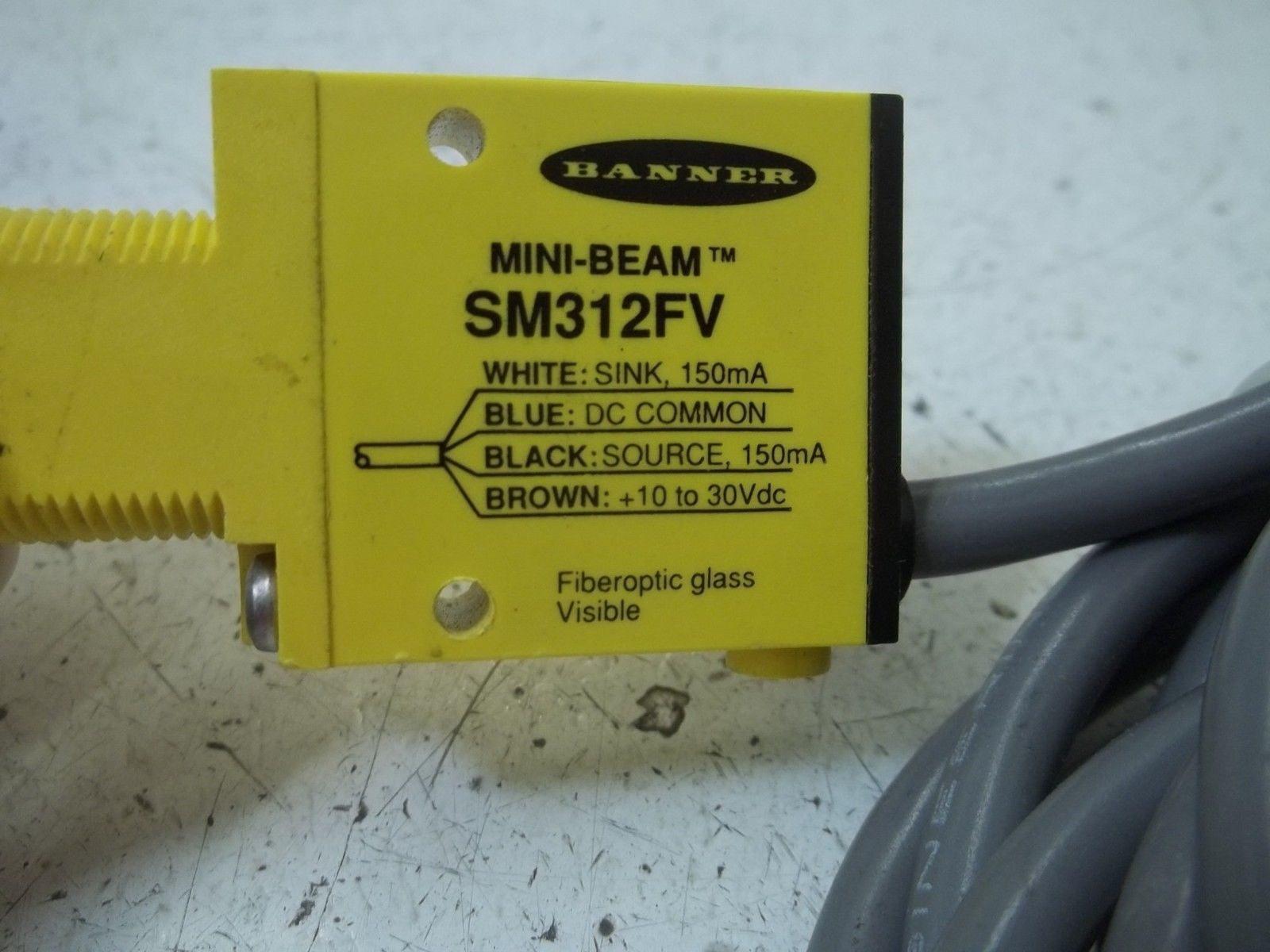 BANNER ENGINEERING SM312FV PHOTOELECTRIC SENSOR *USED*