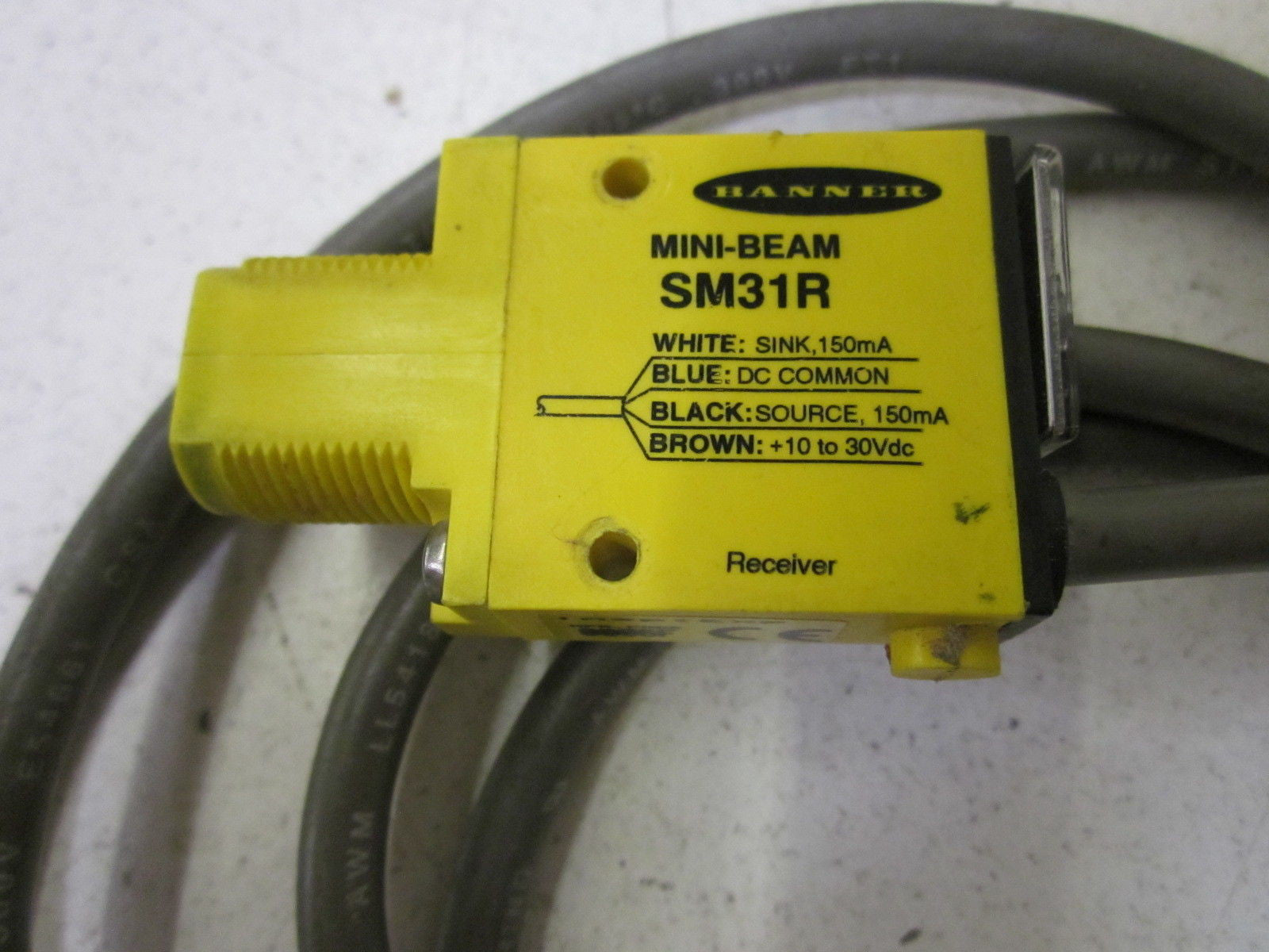BANNER SM31R MINI BEAM SENSOR *USED*
