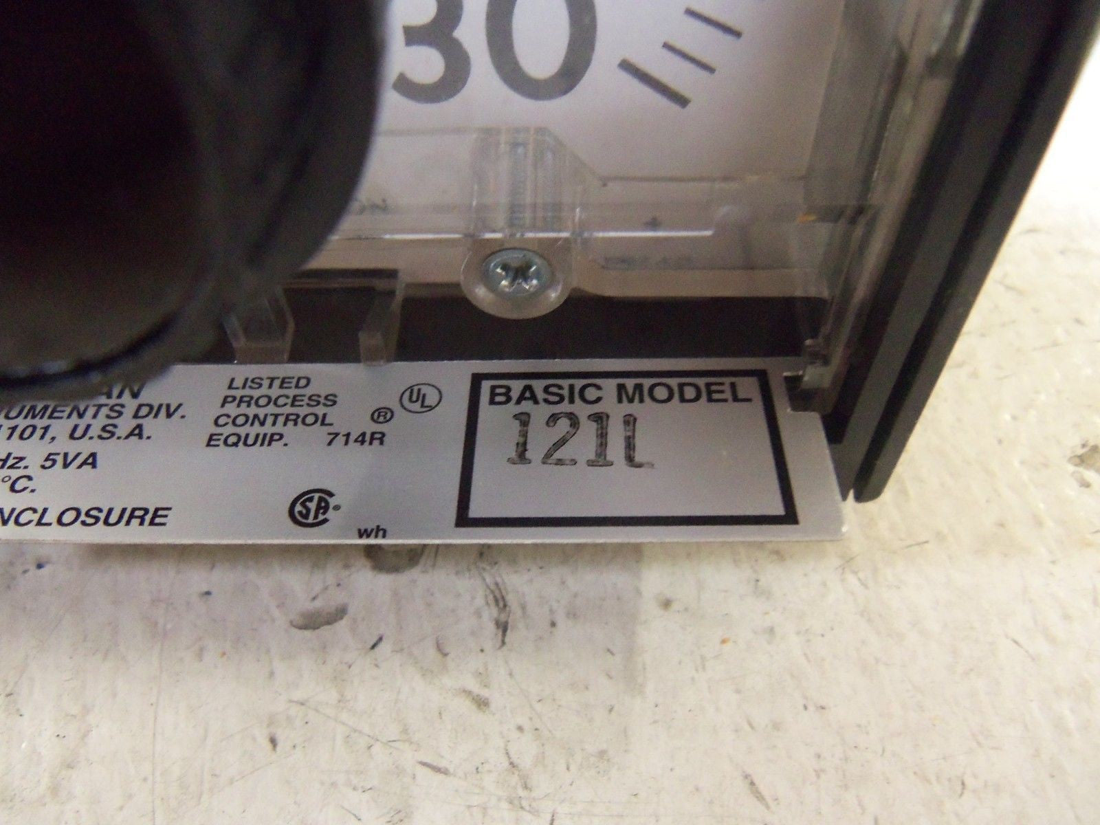 BARBER-COLMAN 121L TEMPERATURE CONTROLLER *USED*