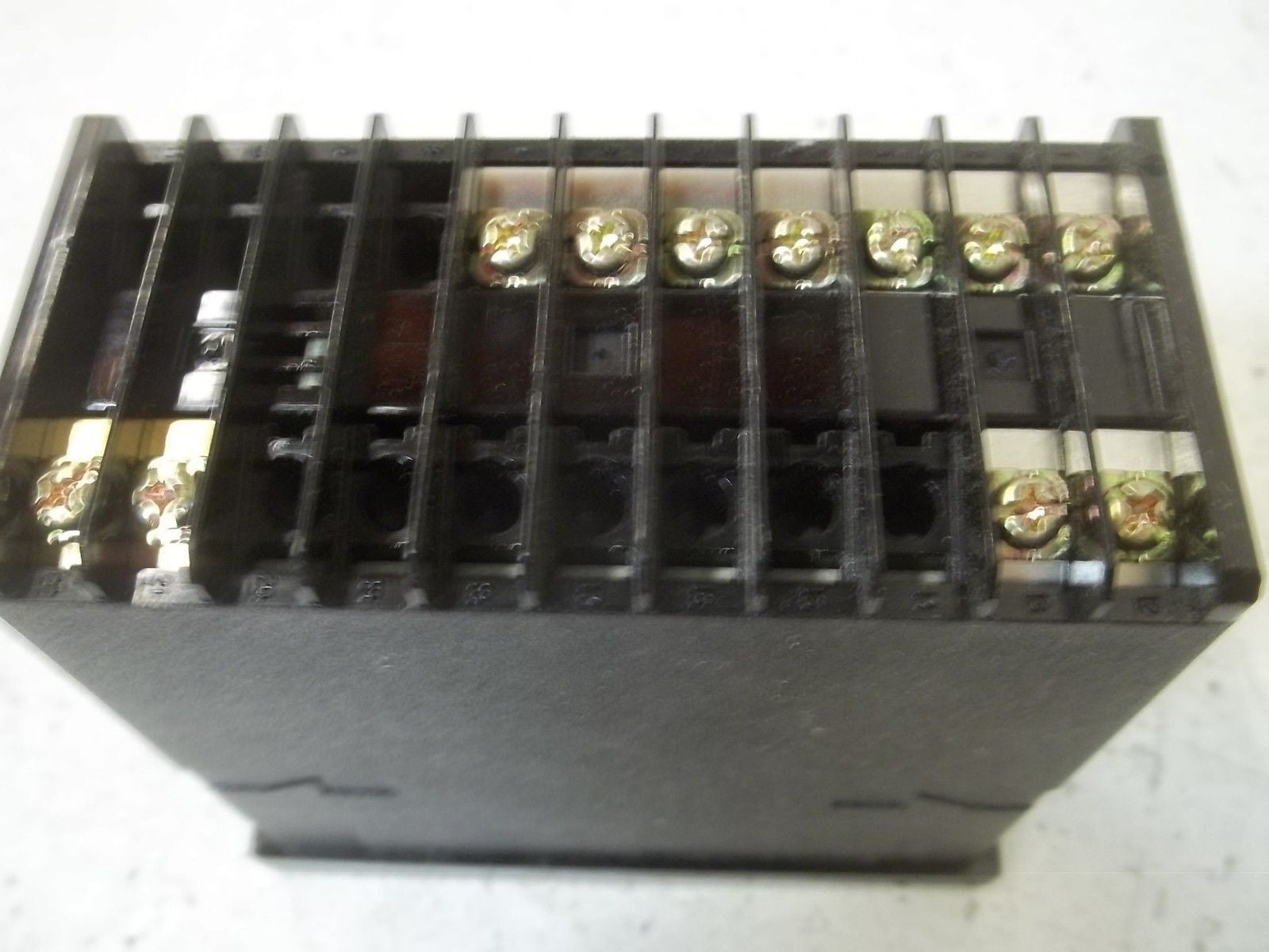 BARBER-COLMAN MAE1-04000-000-1-00 TEMPERATURE CONTROL *NEW IN BOX*