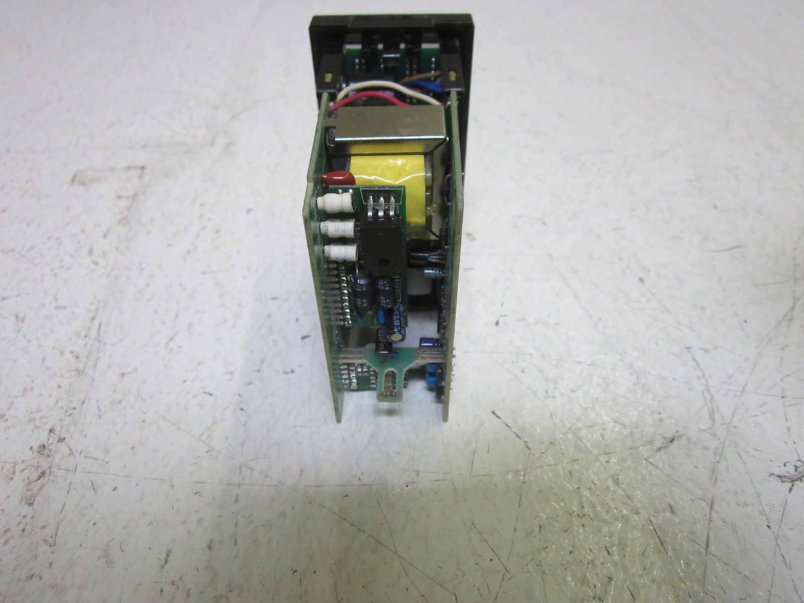 BARBER-COLMAN MAE3-003-00-100-0 TEMPERATURE CONTROLLER (AS IS) *USED*
