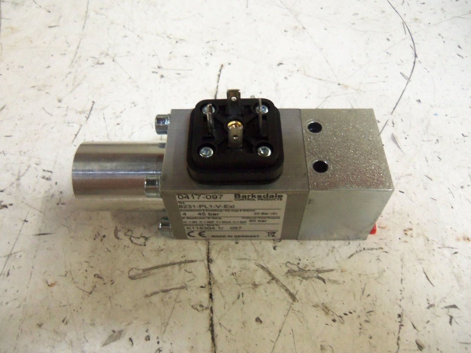 BARKSDALE 0417-097  8231-PL1-V-EXI *NEW NO BOX*