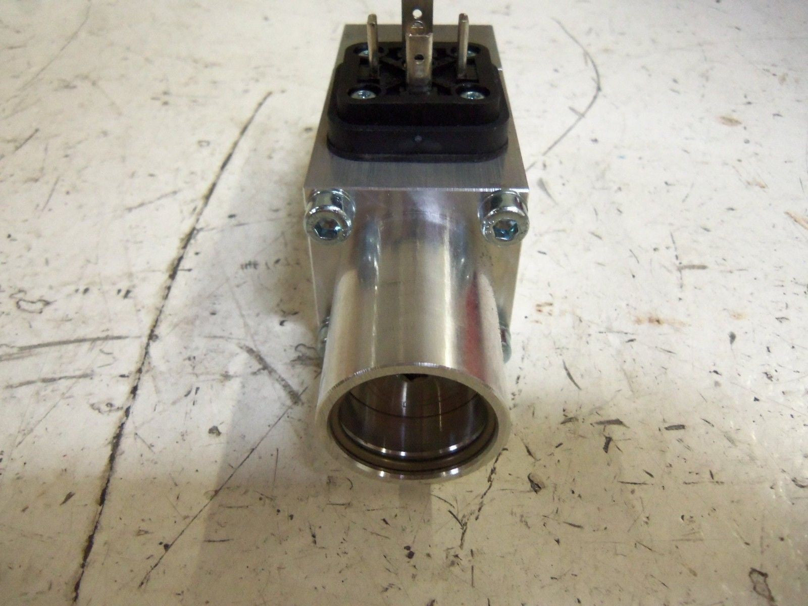 BARKSDALE 0417-097  8231-PL1-V-EXI *NEW NO BOX*