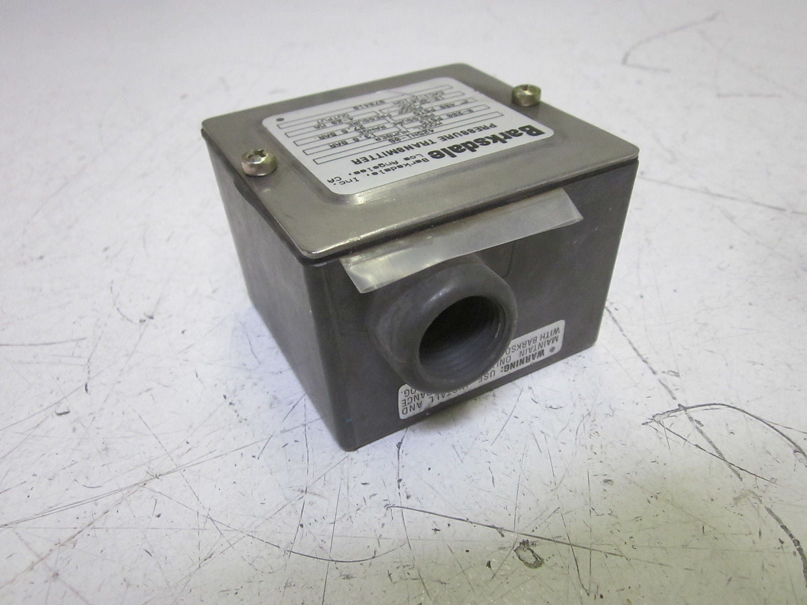 BARKSDALE 425N1-06 PRESSURE TRANSMITTER 12-32VDC *NEW NO BOX*