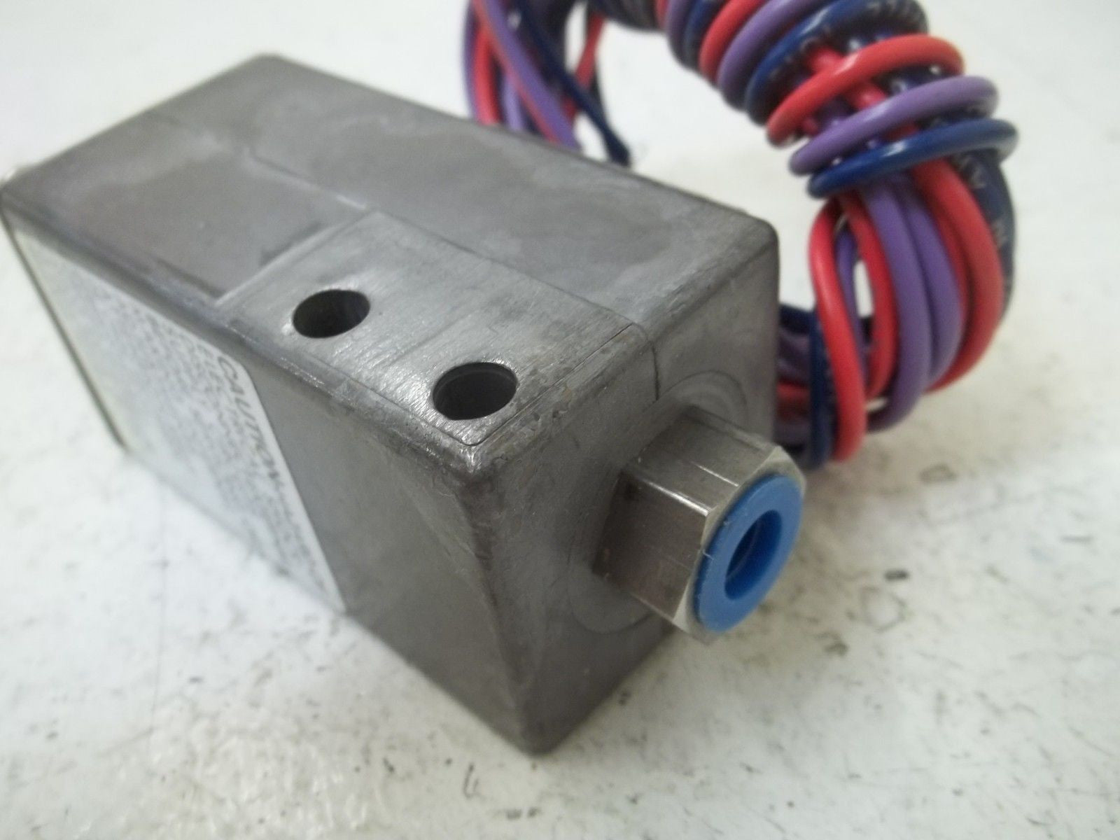 BARKSDALE 96100-AA1-AB PRESSURE SWITCH 250-1000PSI *NEW NO BOX*
