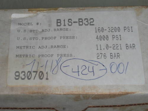 BARKSDALE B1S-B32 BOURDON SWITCH *NEW IN BOX*