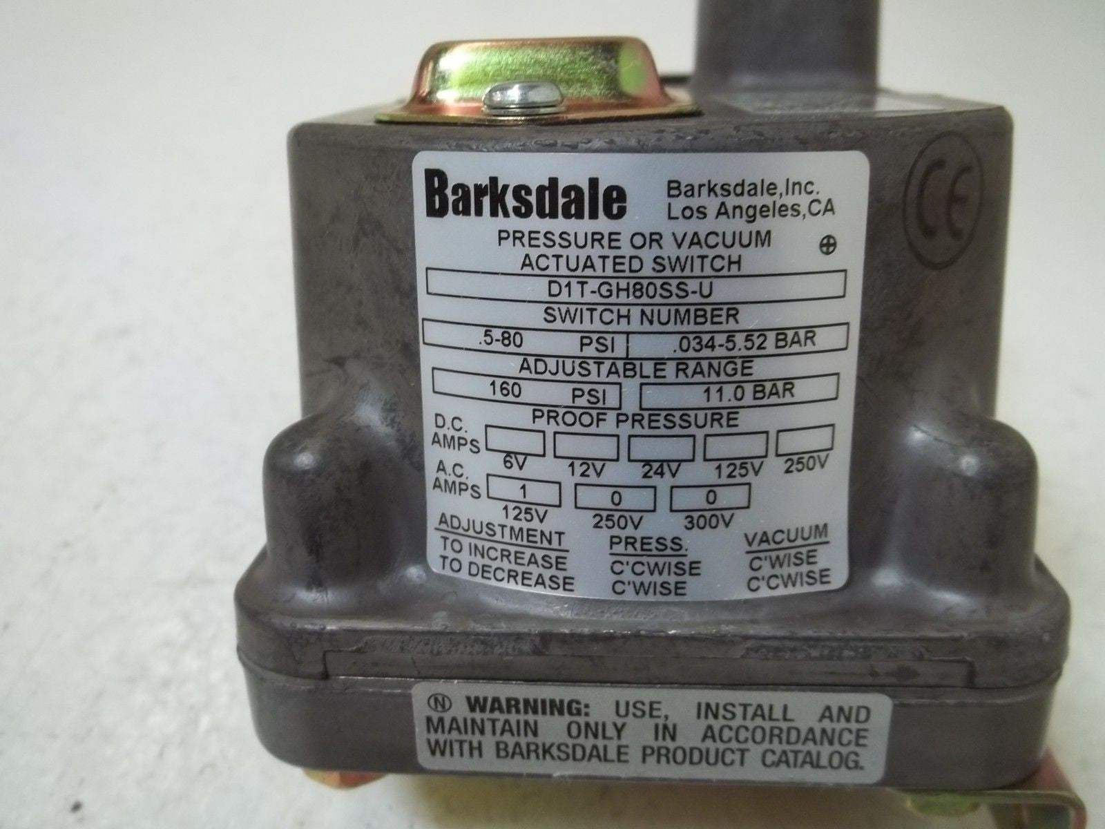BARKSDALE DIT-GH80SS-U PRESSURE OR VACUUM ACTUATED SWITCH *NEW IN BOX*