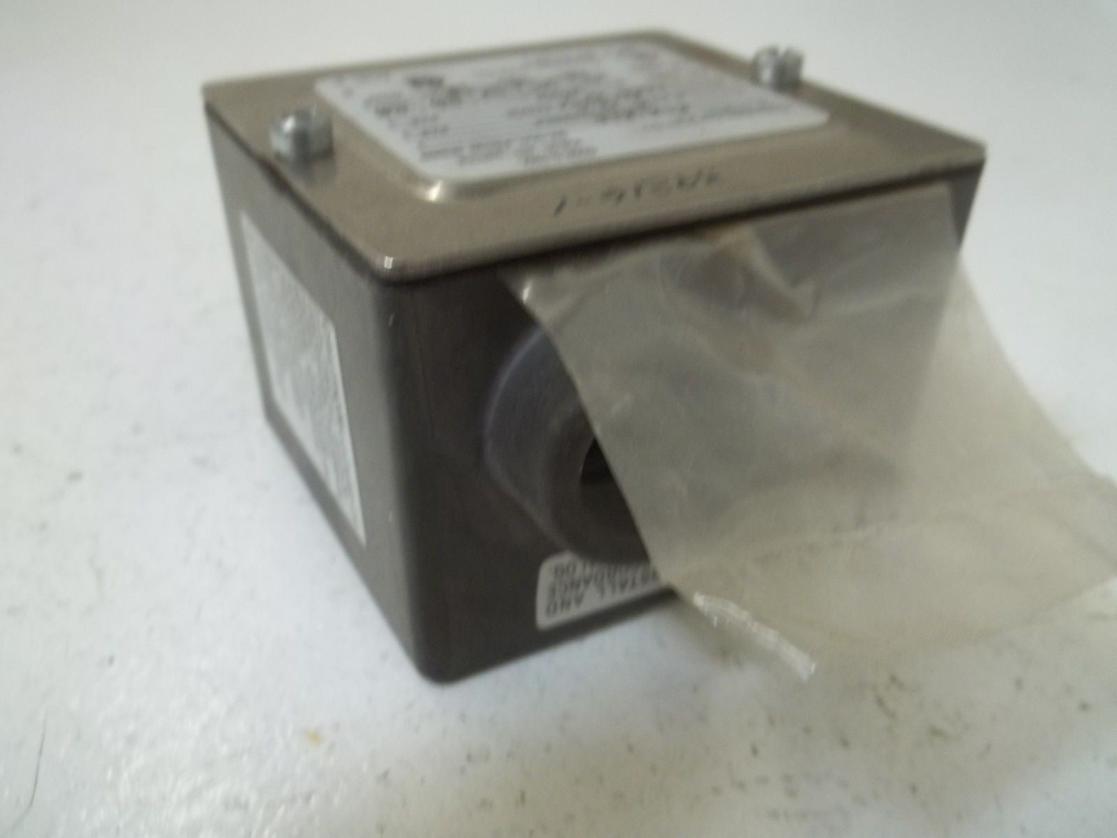 BARKSDALE E1H-R15 PRESSURE SWITCH ADJUSTABLE NSNP
