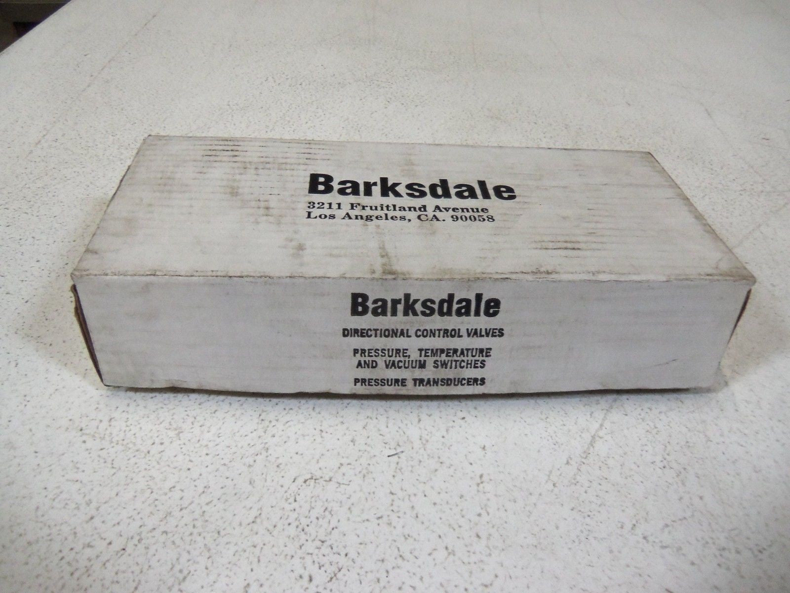 BARKSDALE TEMPERATURE SWITCH MT1H-H154-A *NEW IN BOX*