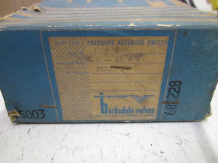 BARKSDALE VALVES P1H-B85 2000 PSI *NEW IN BOX*