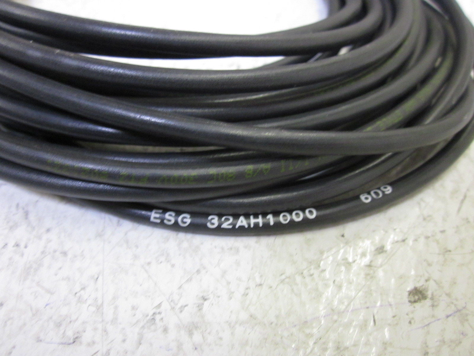 BAUMER ESG 32AH1000 CONNECTOR *USED*