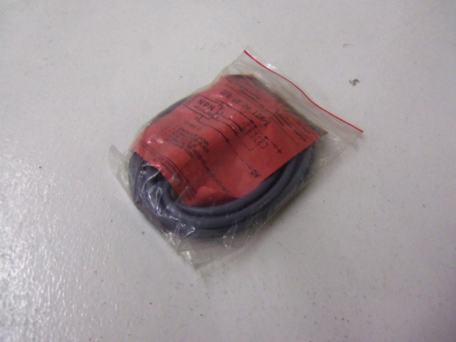 BAUMER IFR 18.24.11A/L *NEW IN BAG*