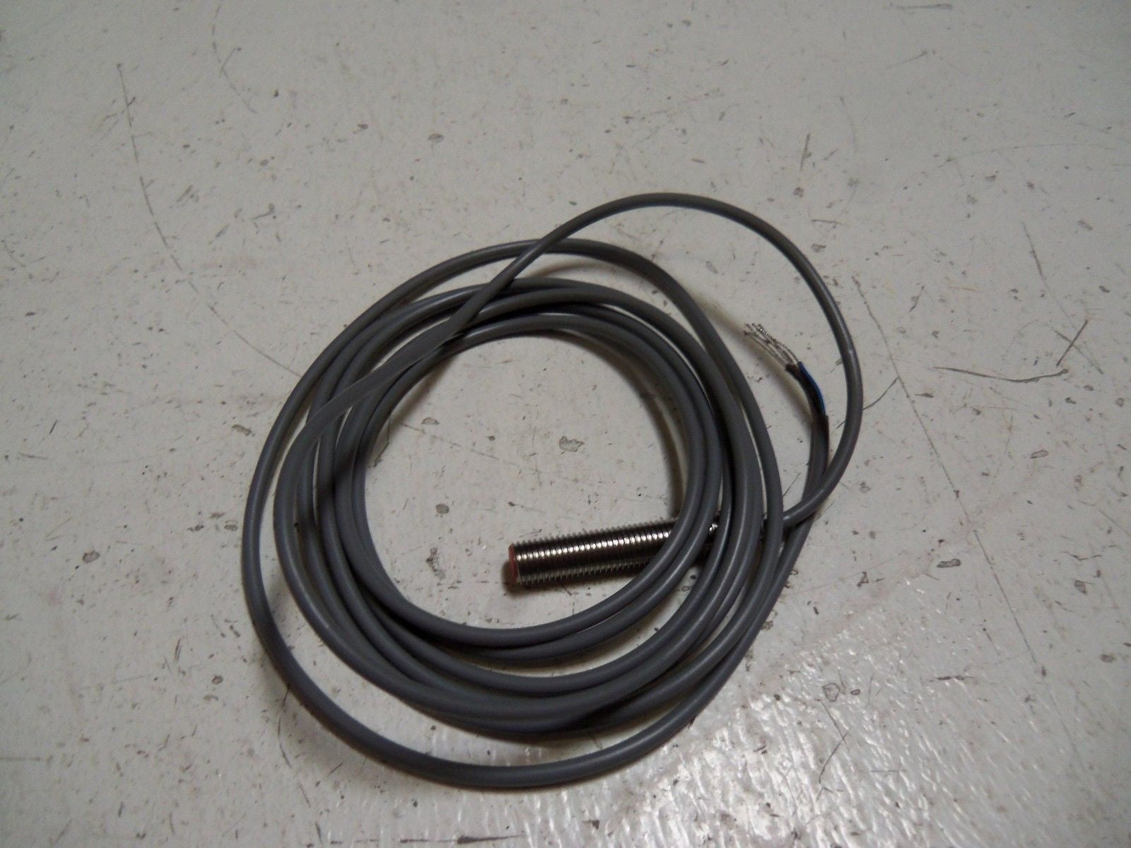 BAUMER IFRM 08N1504/L PROXIMITY SWITCH *USED*