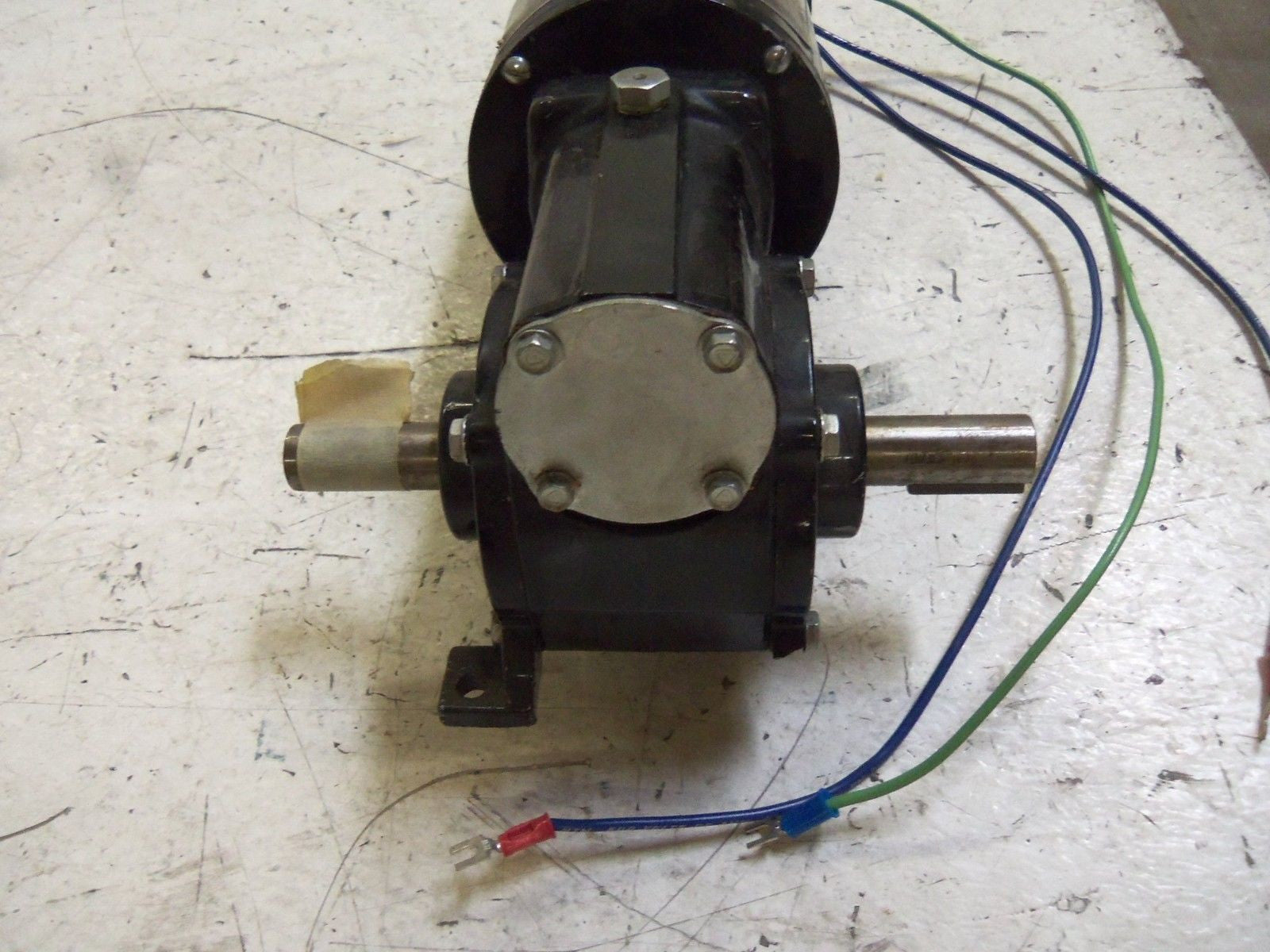 B&B 32D5BEPM-5F GEAR MOTOR *USED*