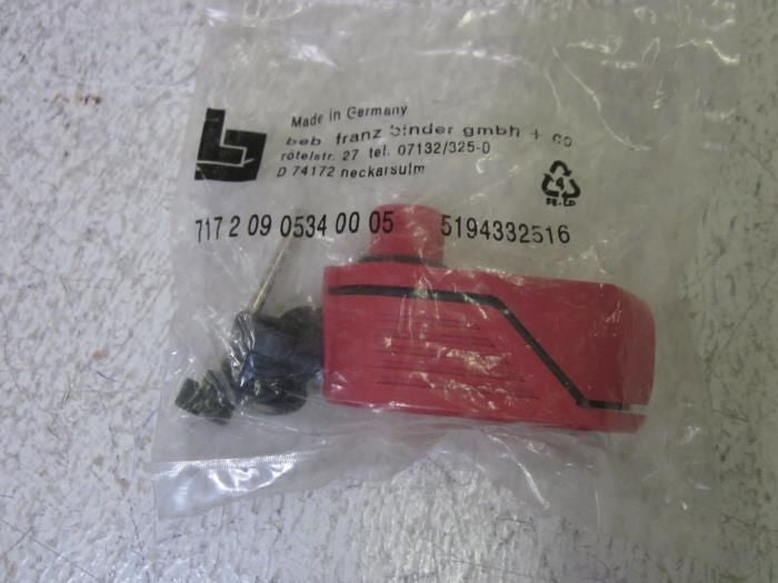 BINDER 717-2-09-0534-00-05 *NEW IN A FACTORY BAG*