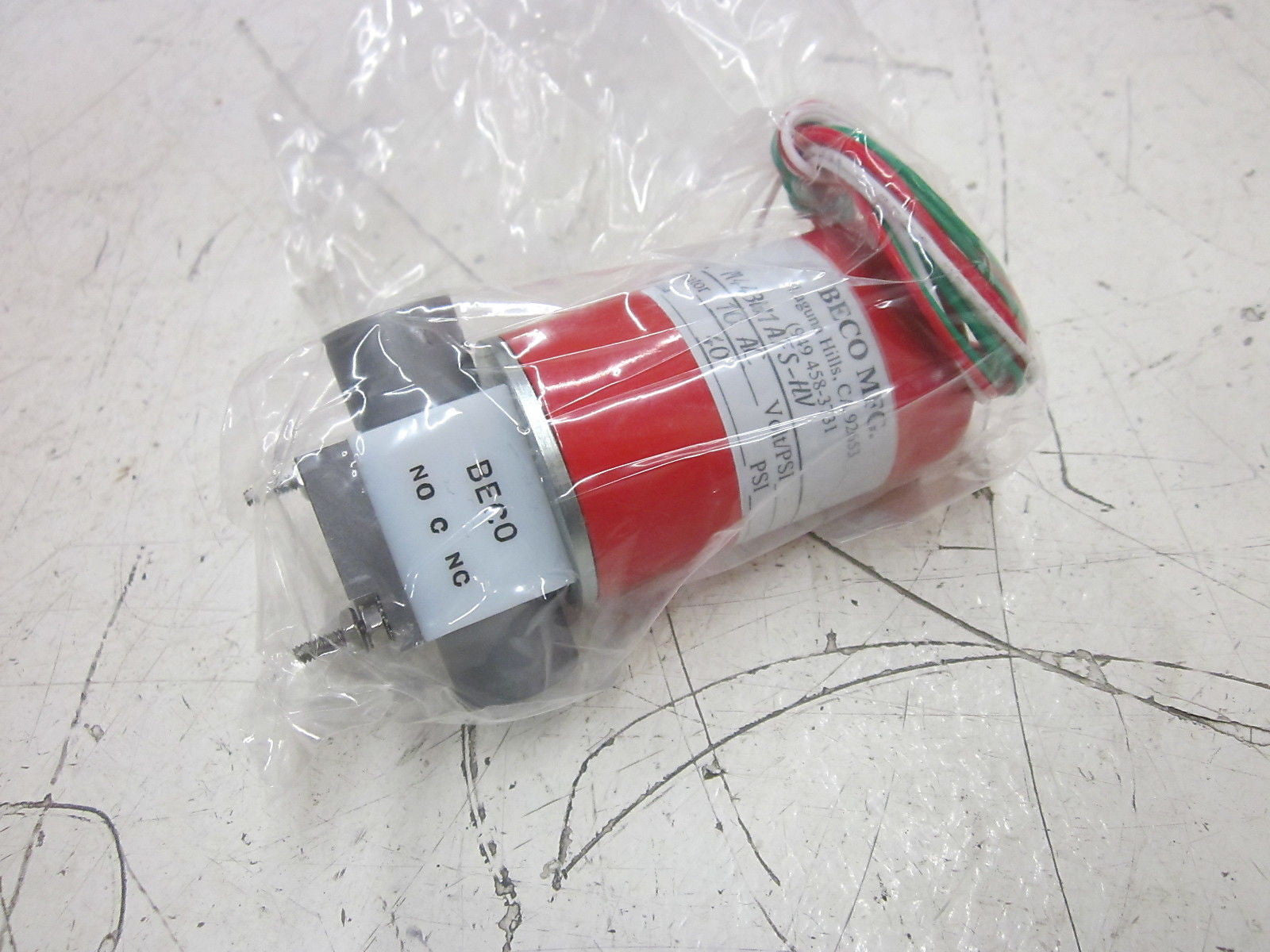 BECCO MFG. M443W1AFS-HV VALVE 110V 40PSI *NEW NO BOX*