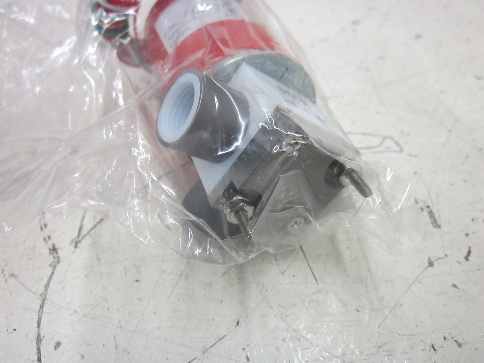 BECCO MFG. M443W1AFS-HV VALVE 110V 40PSI *NEW NO BOX*