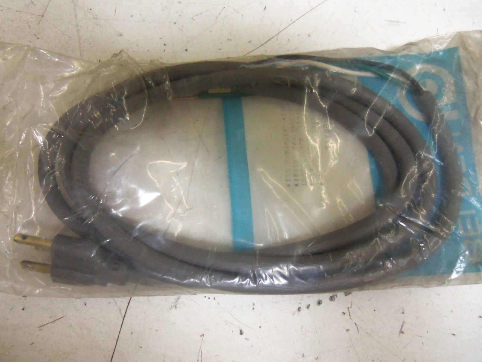 BELDEN 17405S *NEW IN FACTORY BAG*