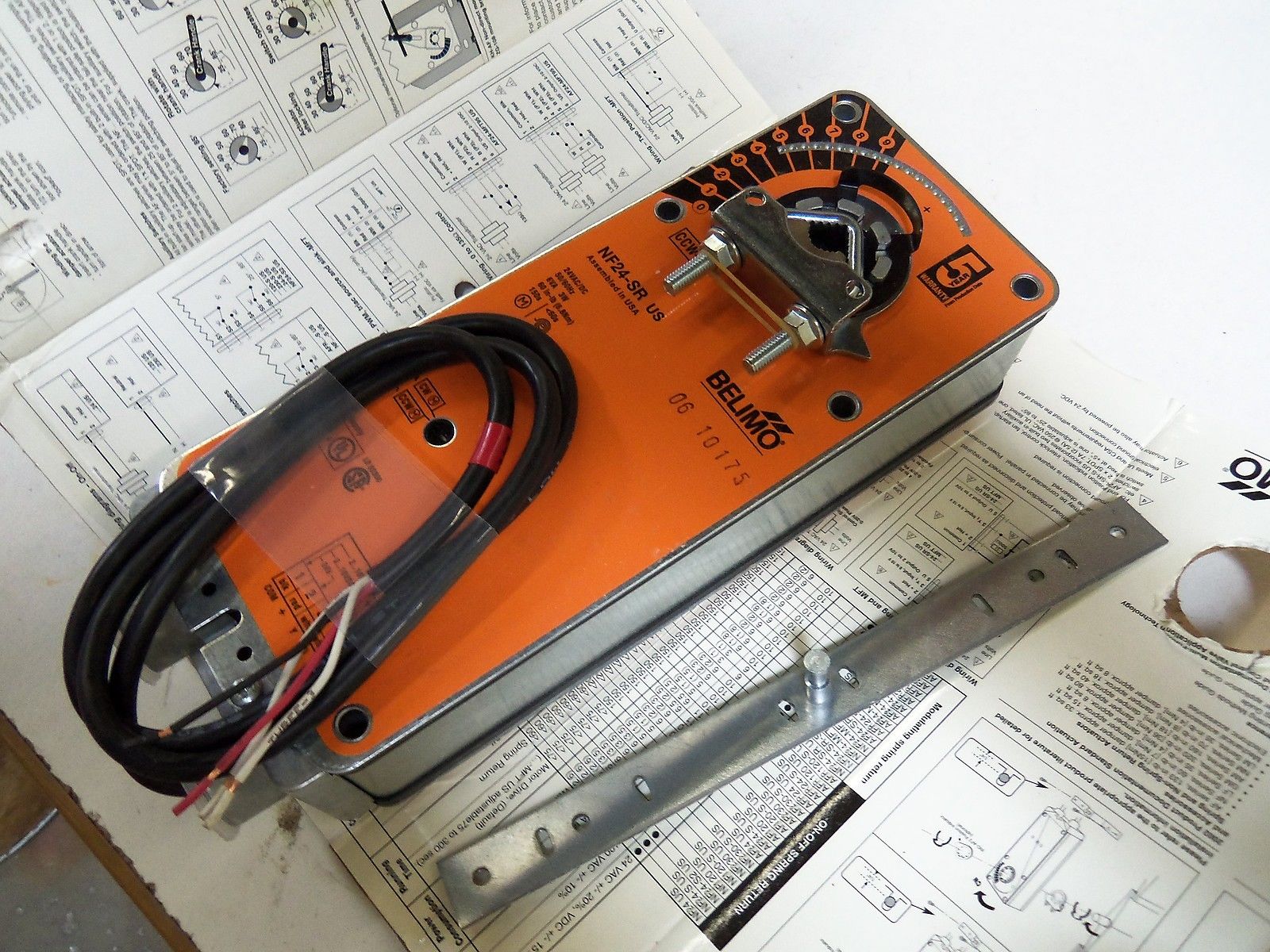 BELIMO NF24-SR SPRING RETURN ACTUATOR *NEW IN BOX*