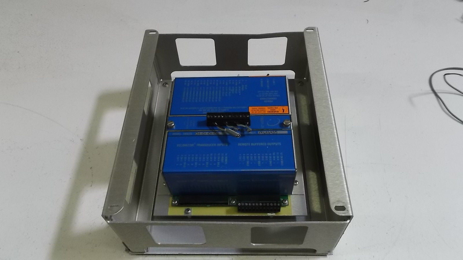 BENTLY NEVADA 1900/55-01-01-01-00 FAN MONITOR *NEW NO BOX*
