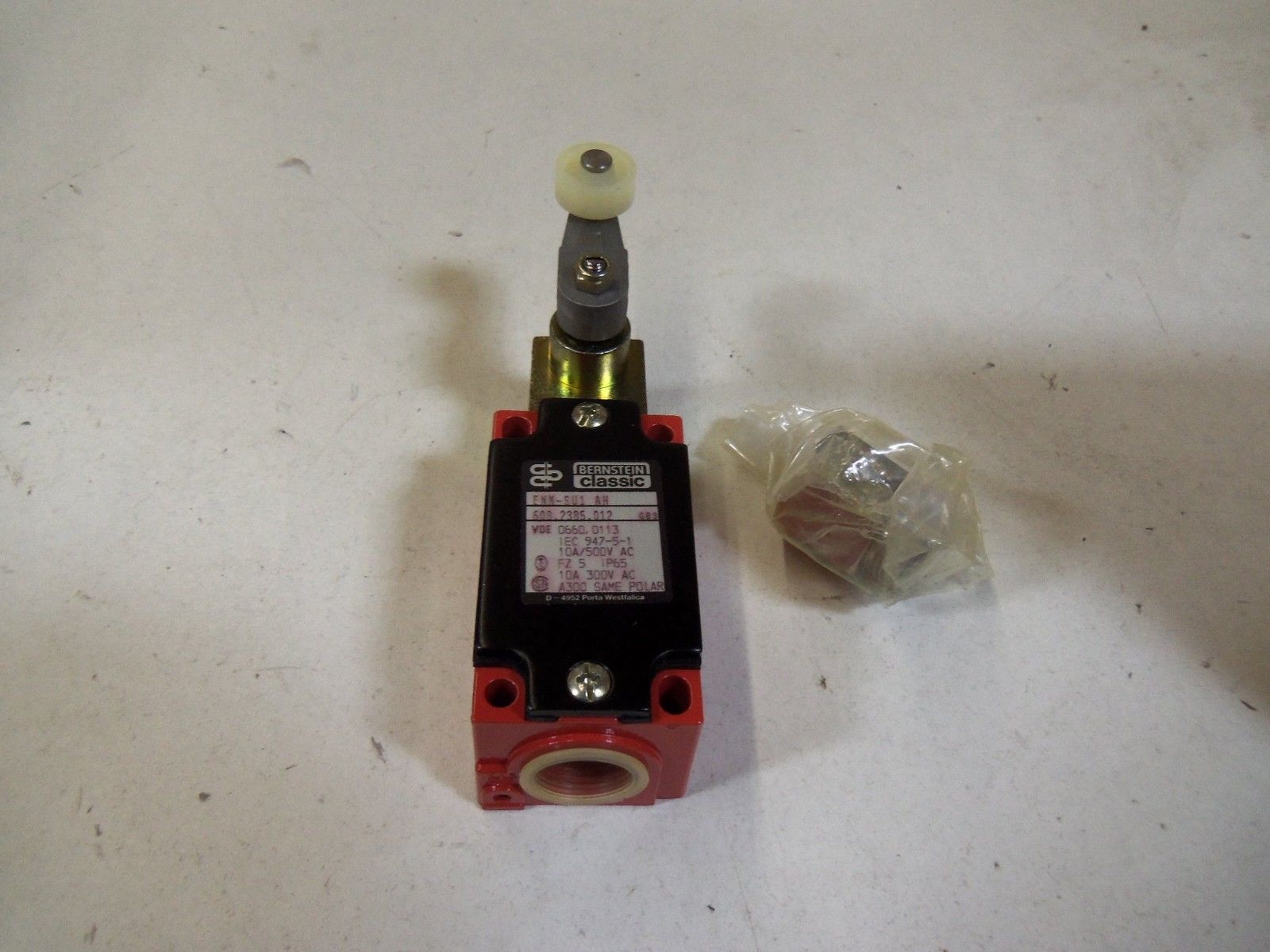 BERNSTEIN CLASSIC LIMIT SWITCH 608.2385.012 *NEW IN BOX*
