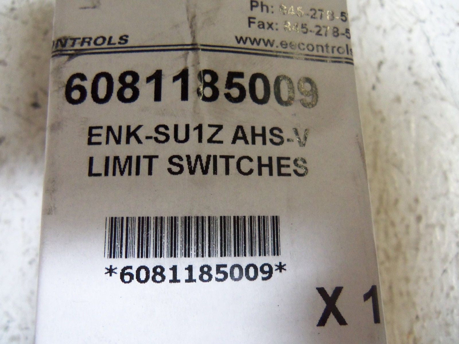 BERNSTEIN ENK-SI1Z-AHS-V LIMIT SWITCH (AS PICTURED) *NEW IN BOX*