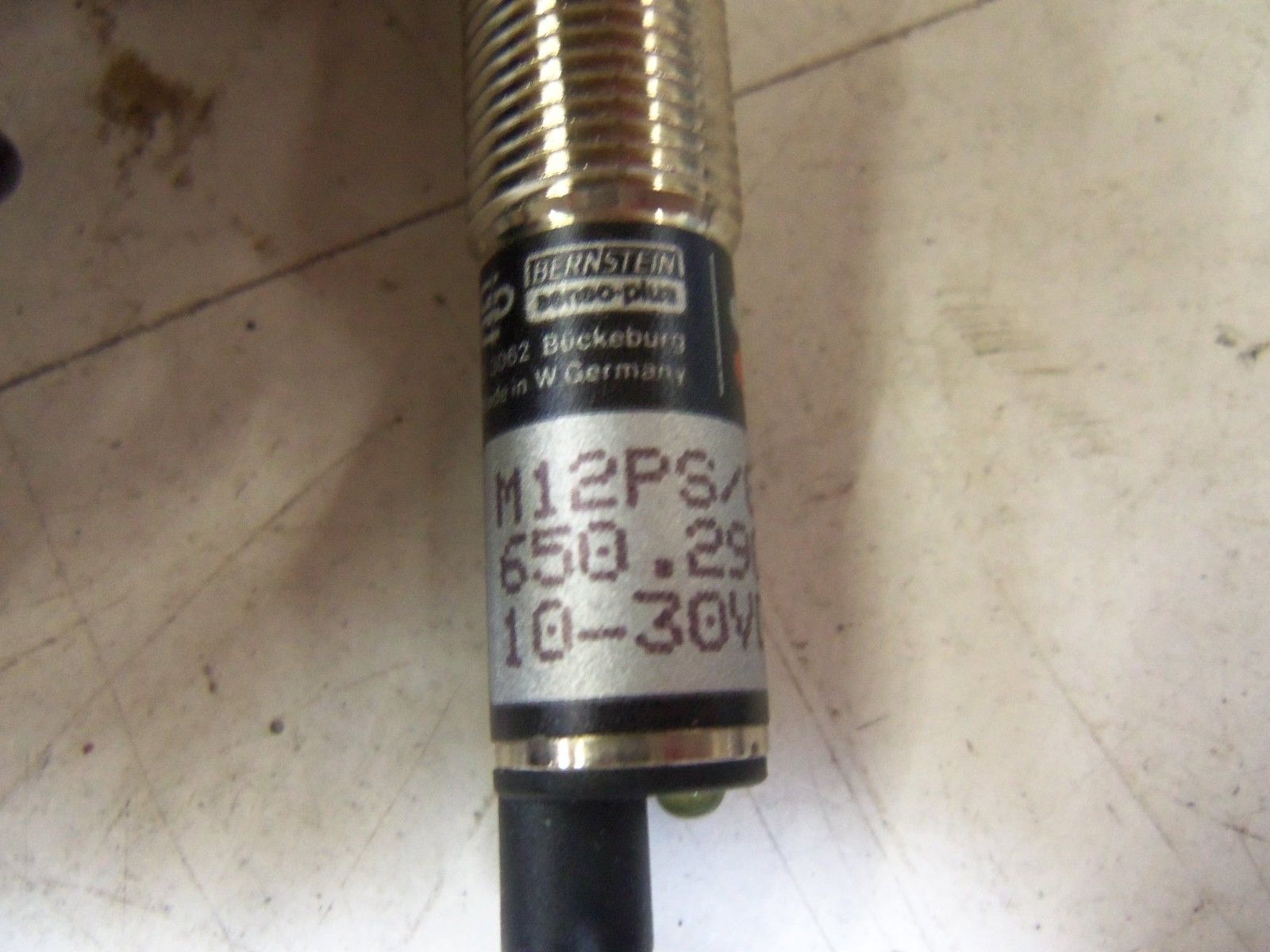 BERNSTIEN 650-2903-003 INDUCTIVE SENSOR KIB-M12PS/002-KL2 *NEW NO BOX*