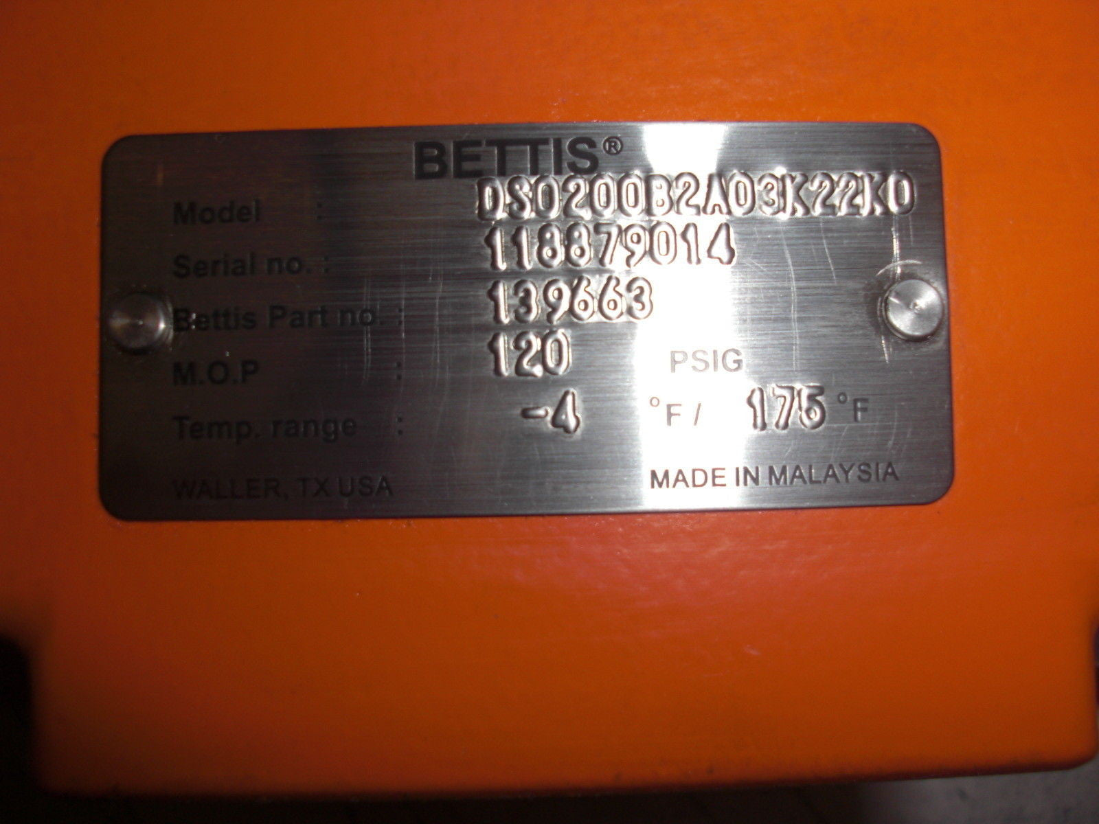 BETTIS MODEL# DS0200B2A03K22K0 PART#139663 *USED*