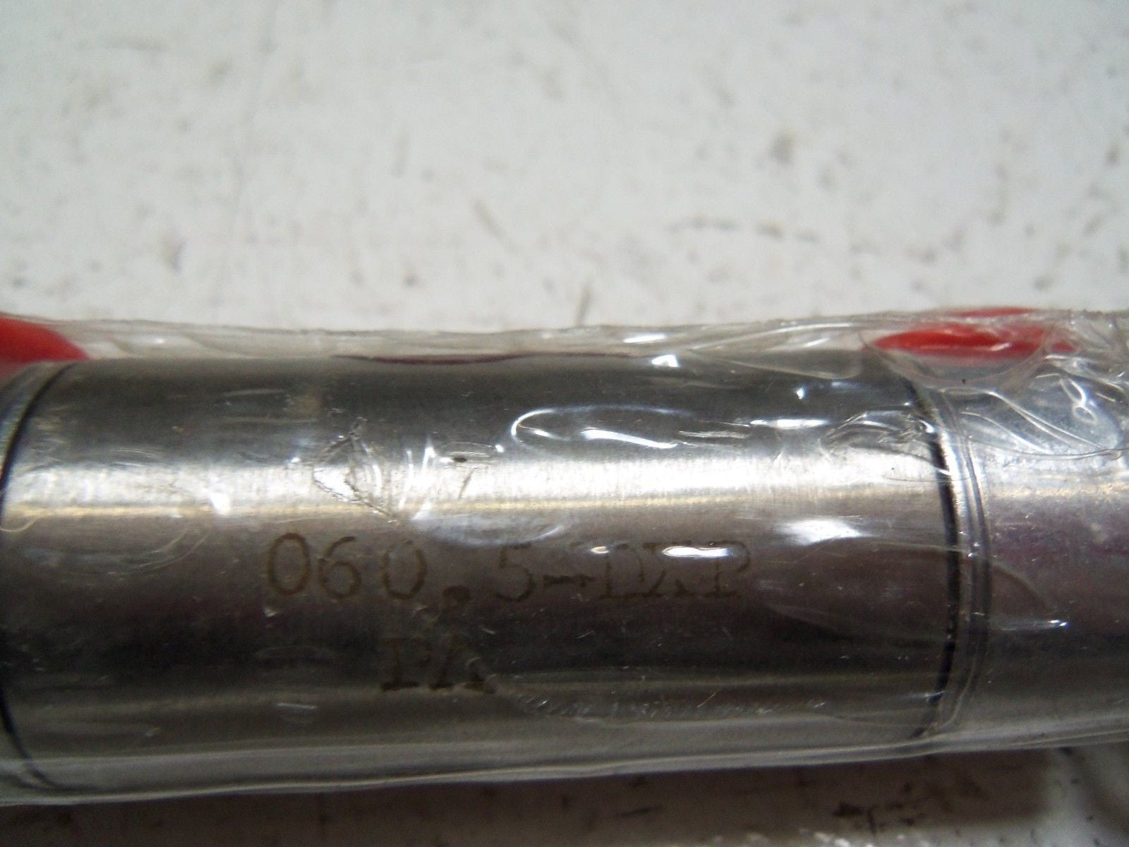 BIMBA 060.5-DXP PNEUMATIC CYLINDER *NEW NO BOX*